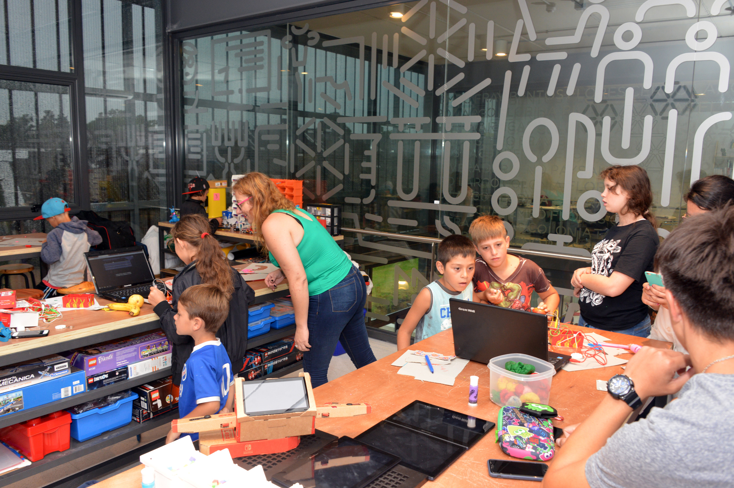 Actividad Bricks & Bits acerca la robótica a niños de entre 8 y 13 años