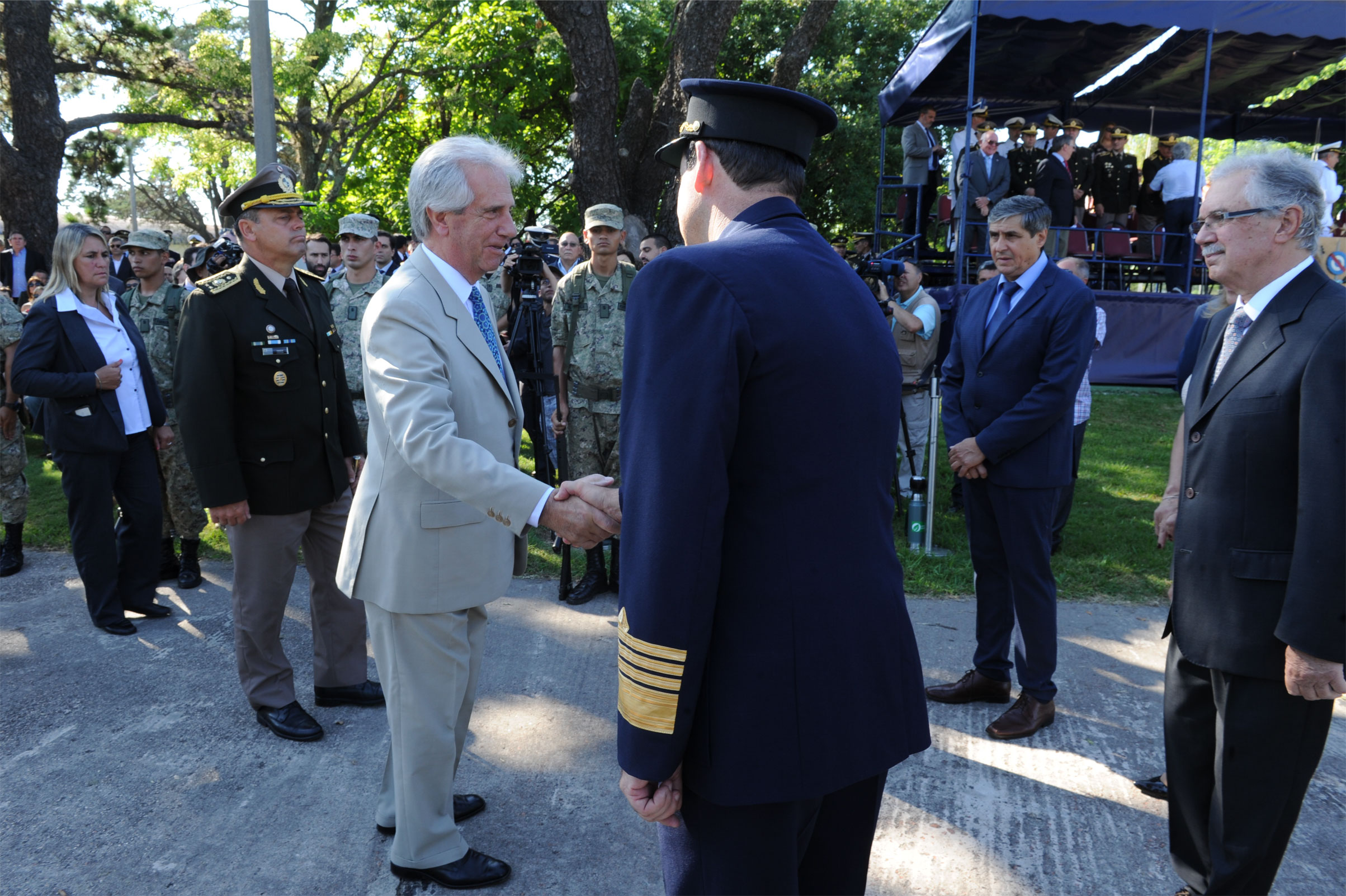 Presidente Tabaré Vázquez encabezó acto de asunción de Hugo Marenco como comandante en jefe de la Fuerza Aérea