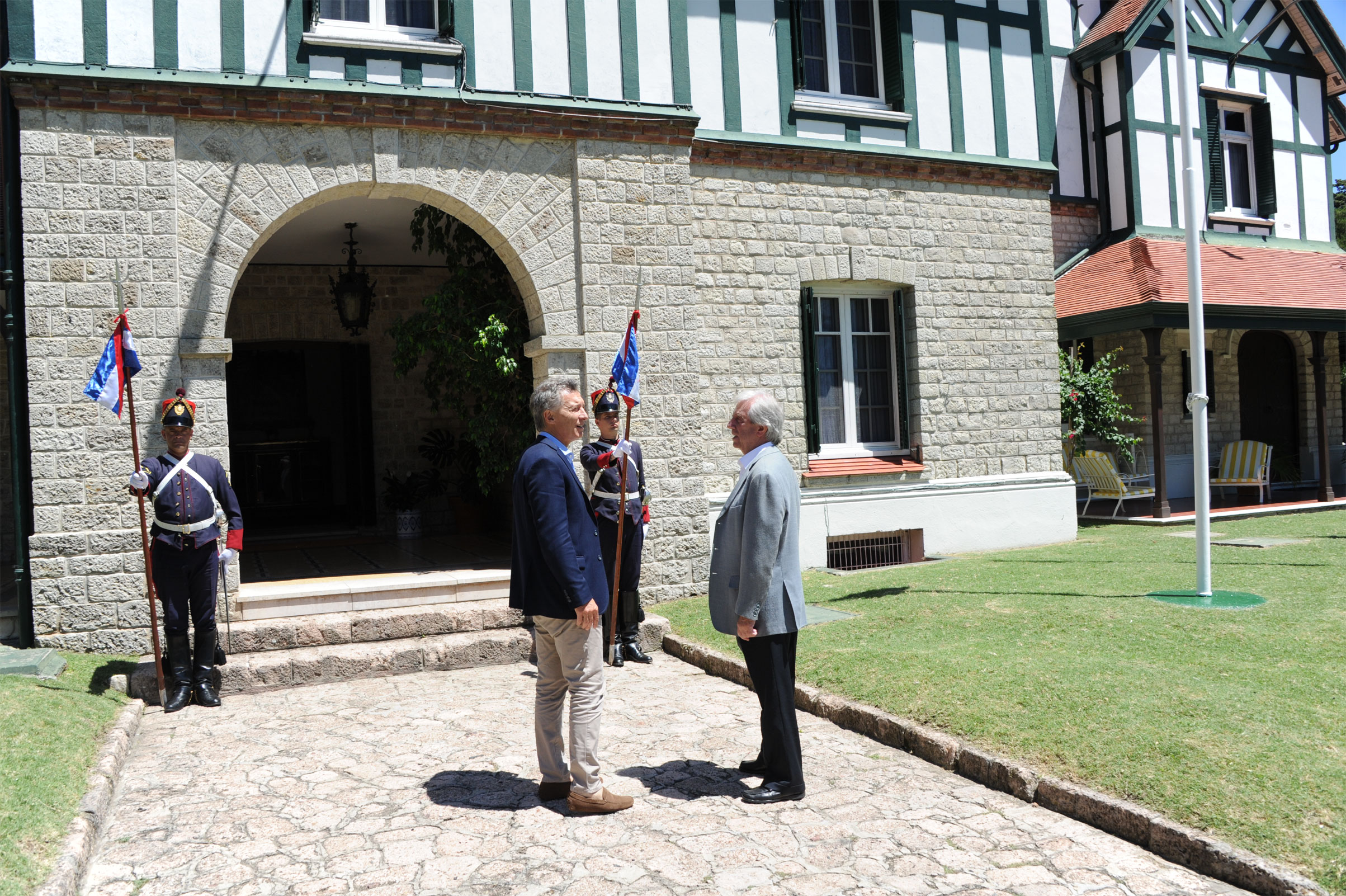 Presidentes Tabaré Vázquez y Mauricio Macri en la estancia oficial del Parque Aarón de Anchorena