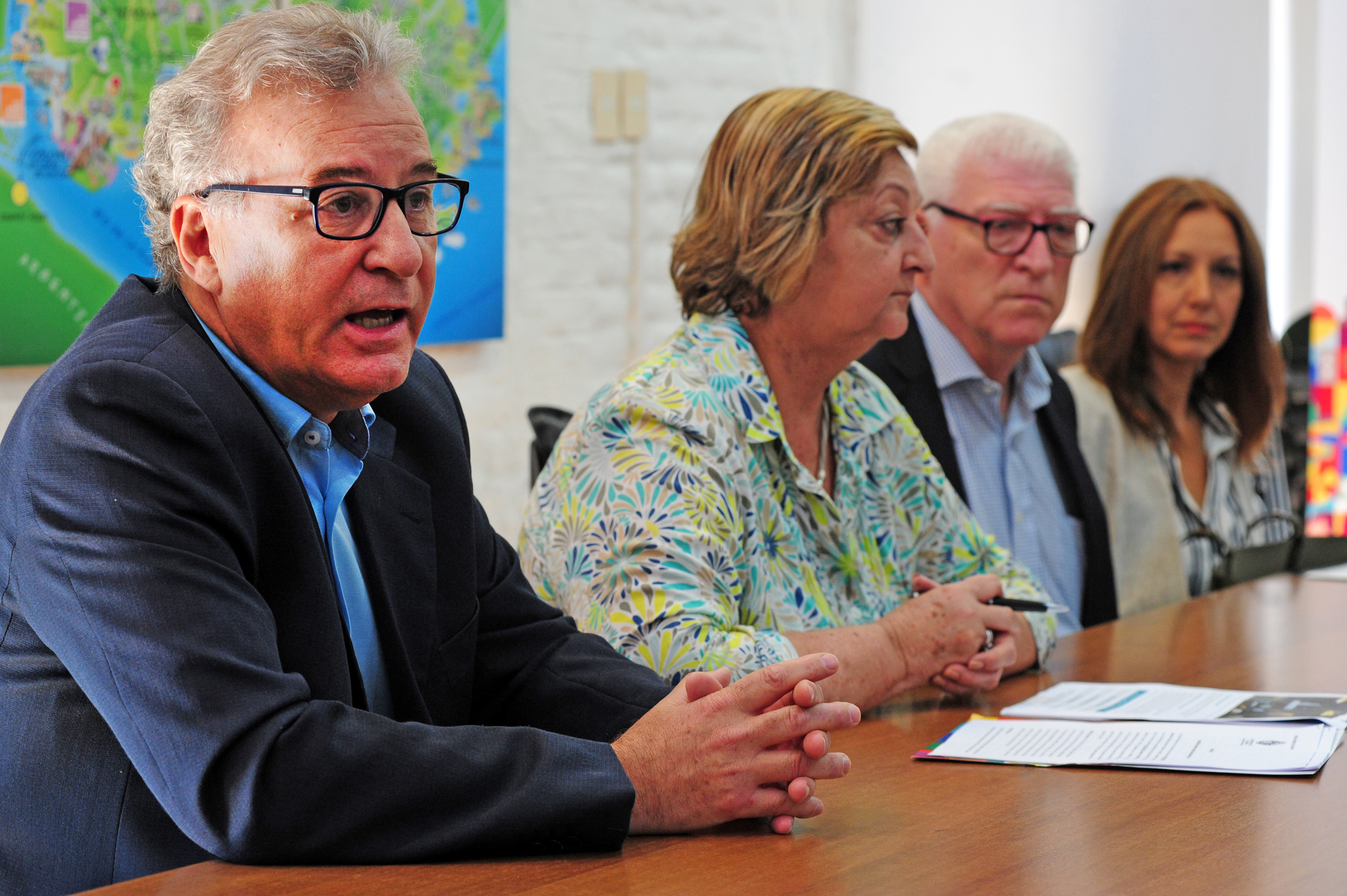 Convenio firmado entre el Ministerio de Turismo y República Microfinanzas SA