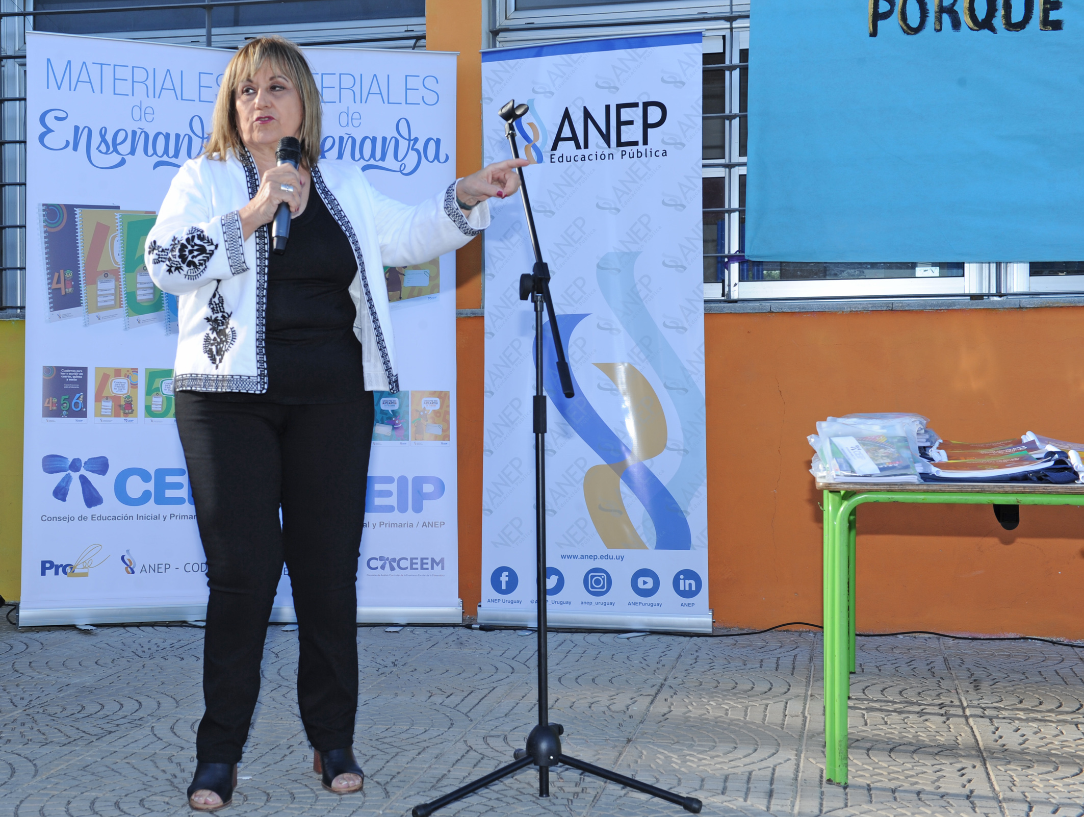 Autoridades de la Enseñanza Pública realizaron una recorrida por diversos centros educativos