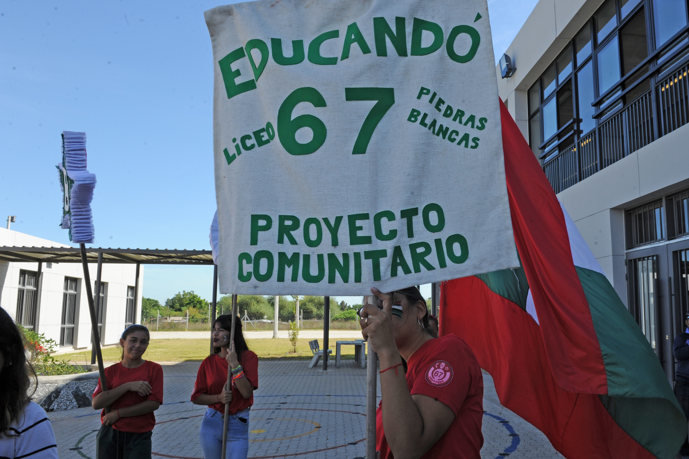 Autoridades de la Enseñanza Pública realizaron una recorrida por diversos centros educativos