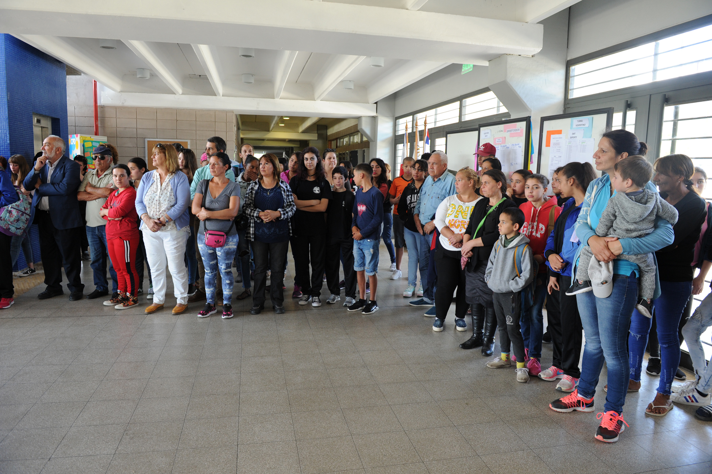 Autoridades de la Enseñanza Pública realizaron una recorrida por diversos centros educativos