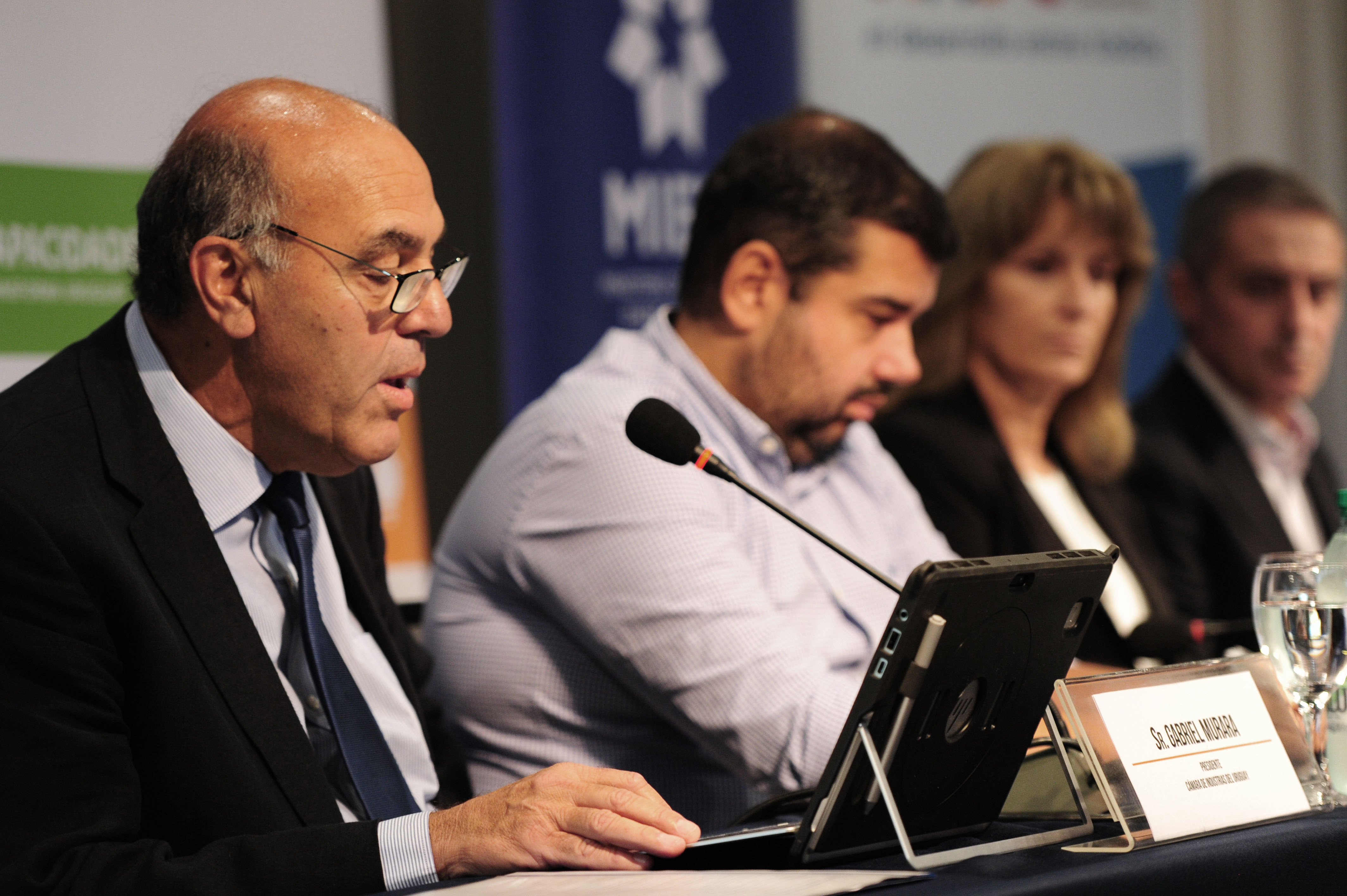 Presentación del Programa Integral de Adecuación Tecnológica para pequeñas y medianas empresas