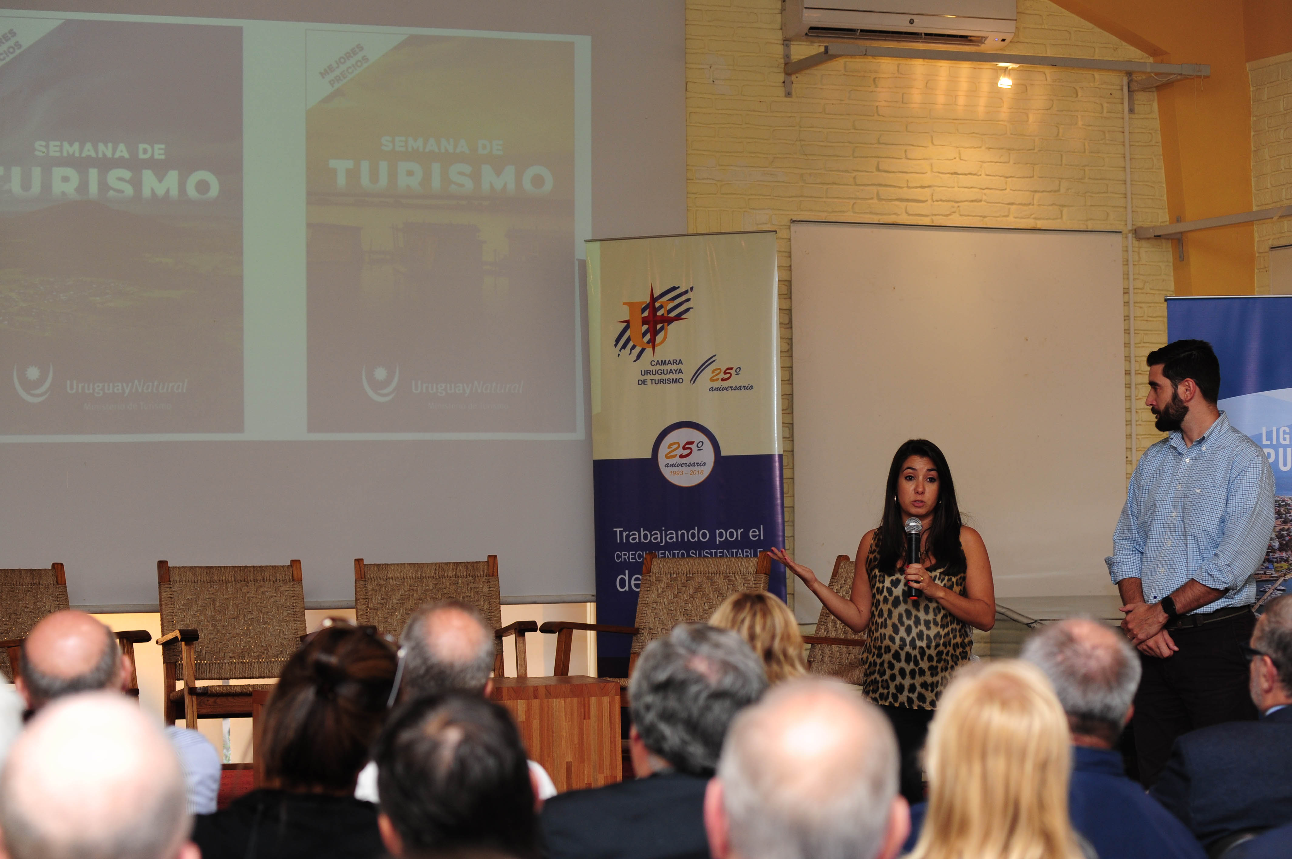 Seminario empresarial “Construyendo turismo, diagnóstico y propuestas”