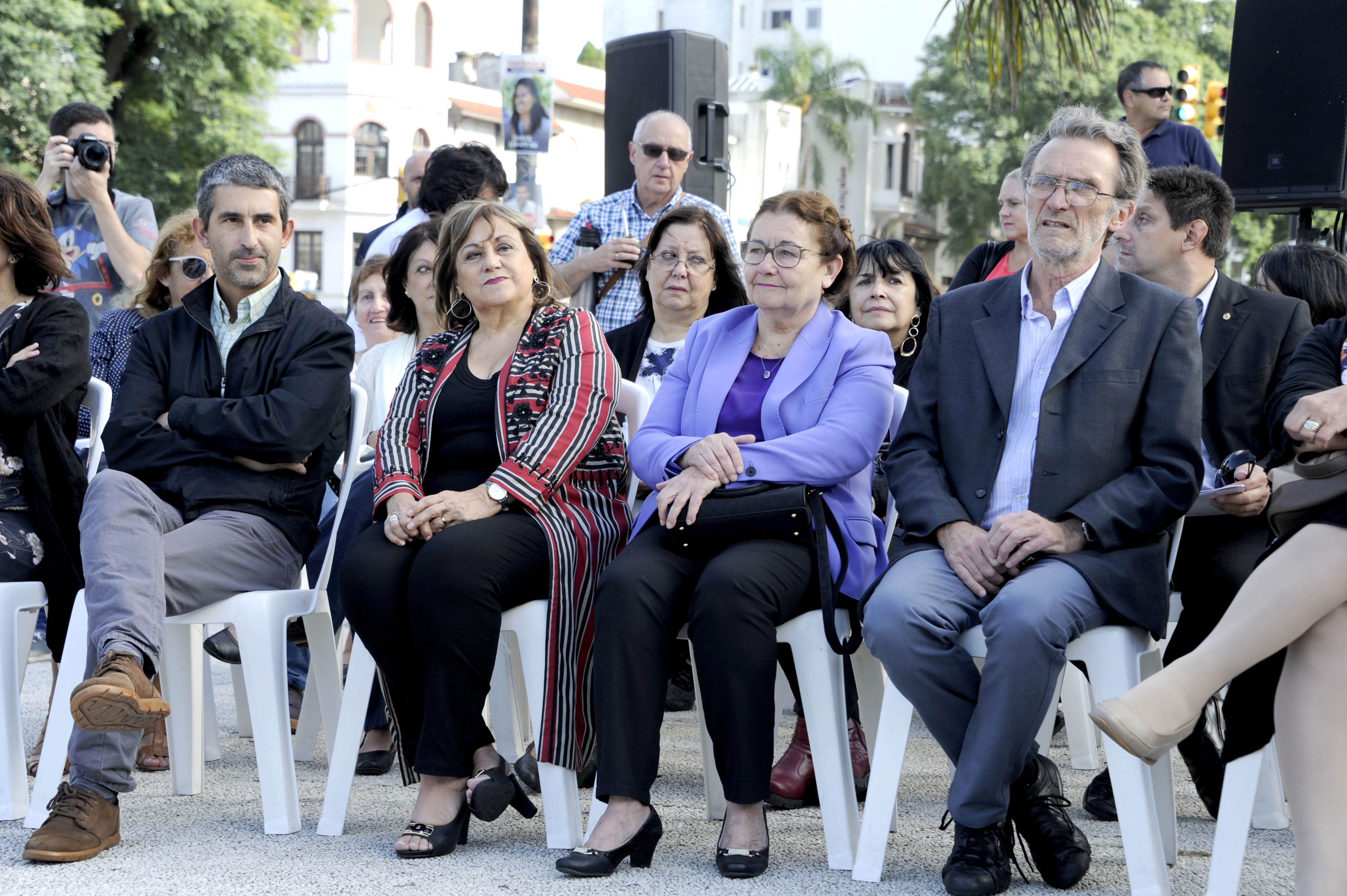 Pablo Caggiani, Iruppé Buzzetti, Edith MOraes y Héctor Florit en el 174.° aniversario del nacimiento de José Pedro Varela