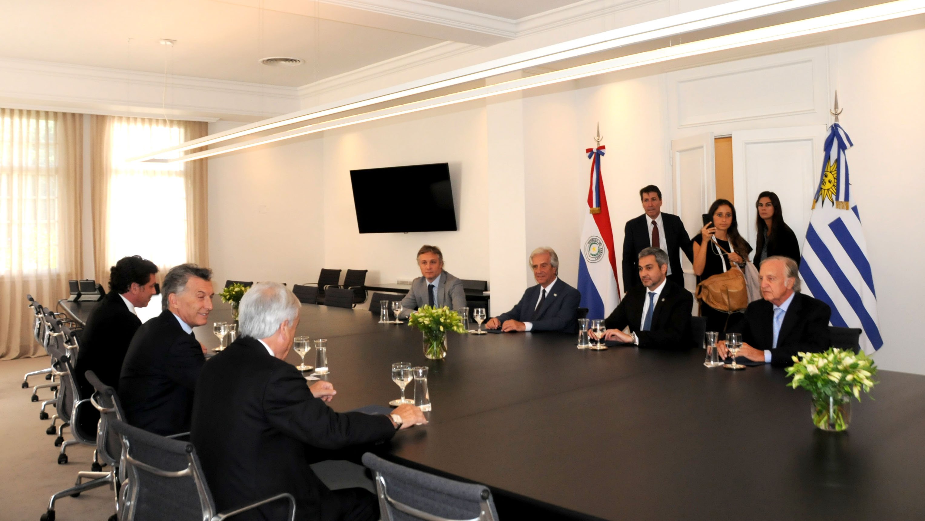 En el encuentro también participó el presidente de la Confederación Sudamericana de Fútbol (Conmebol), Alejandro Domínguez