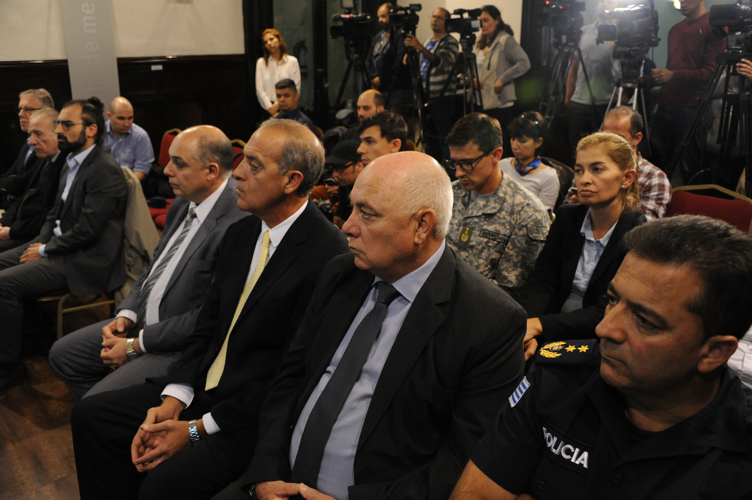 Asistentes a la conferencia de prensa
