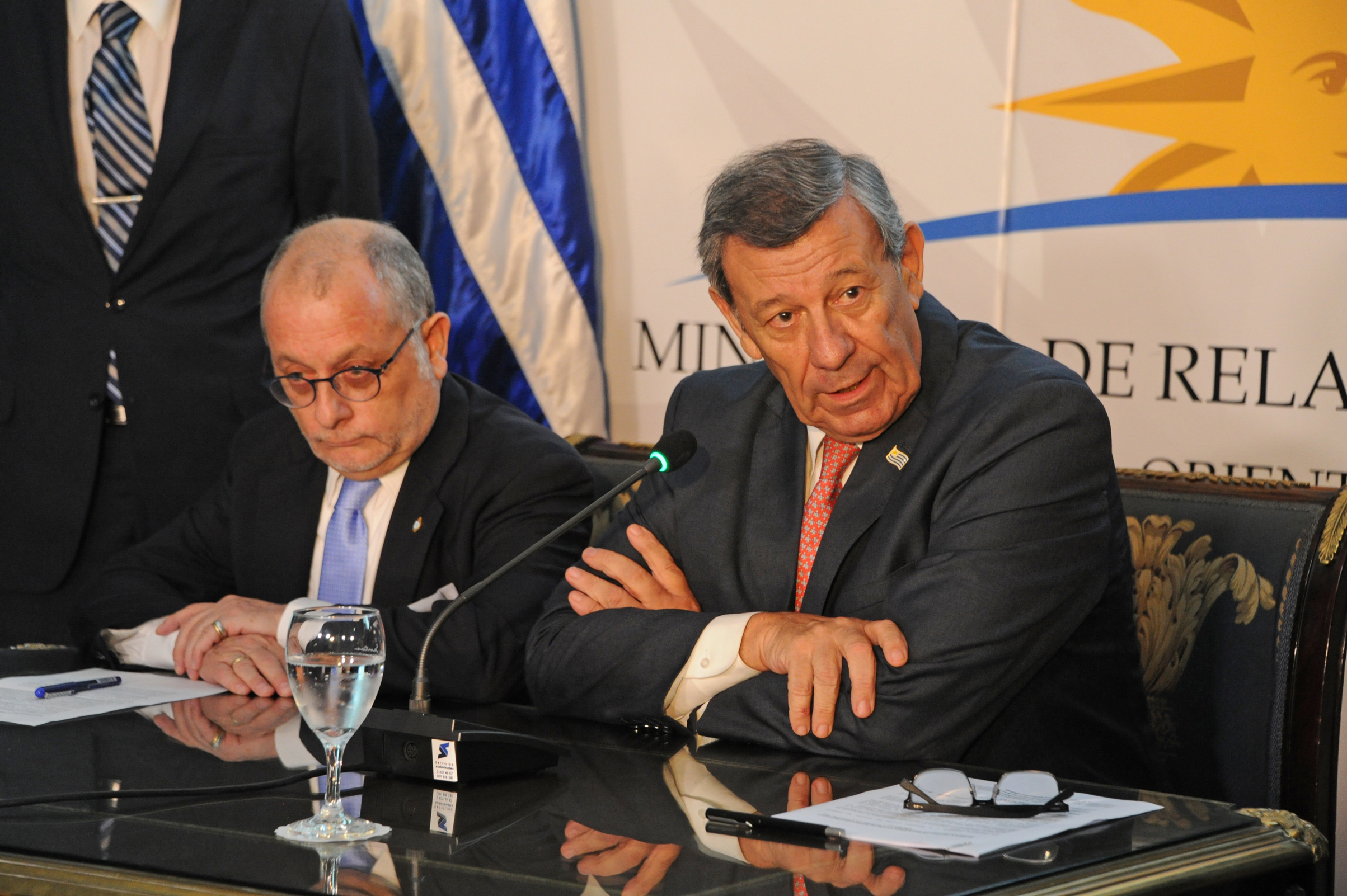 Canciller Rodolfo Nin Novoa, haciendo uso de la palabra