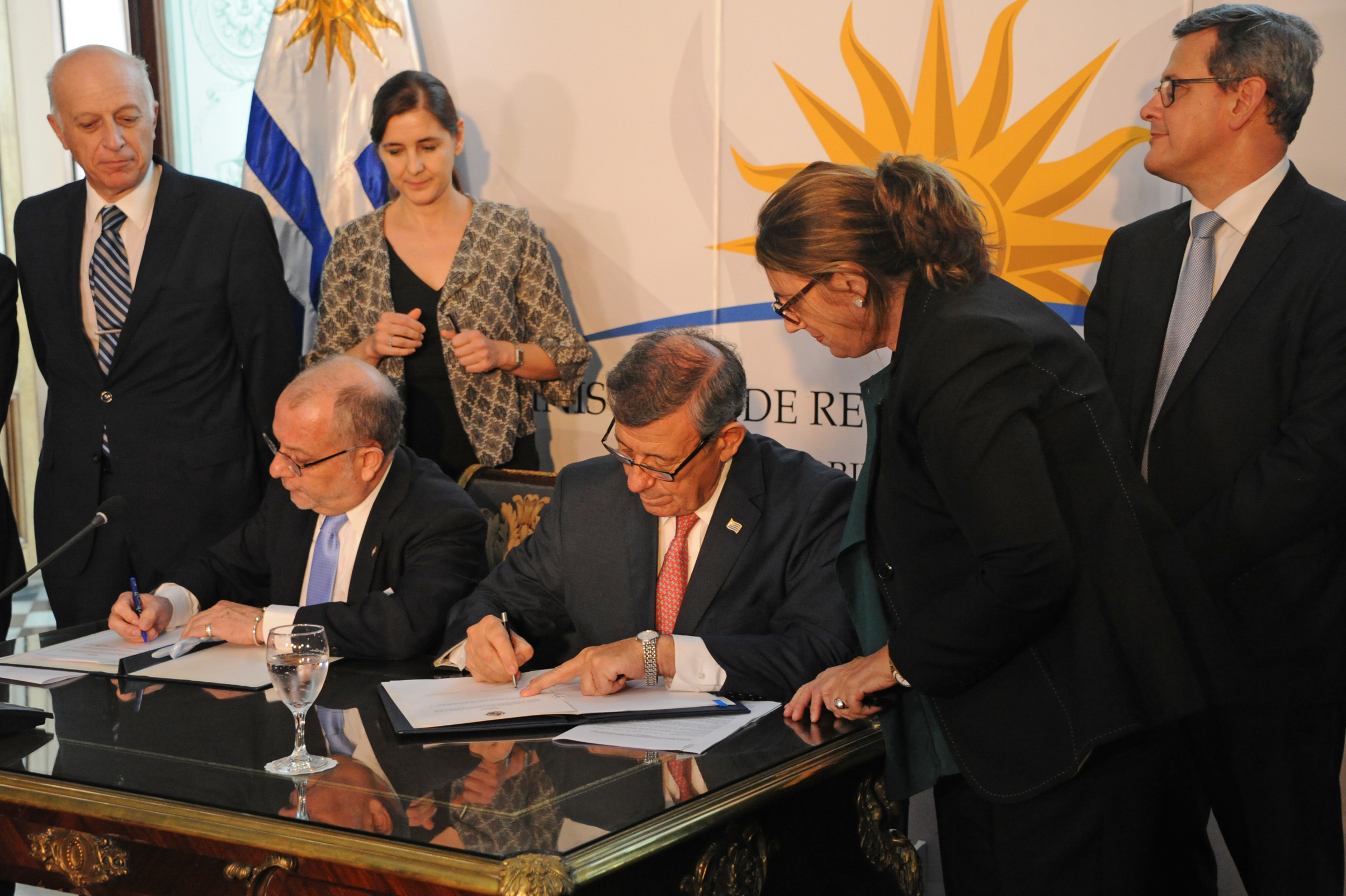 Firma de acuerdo