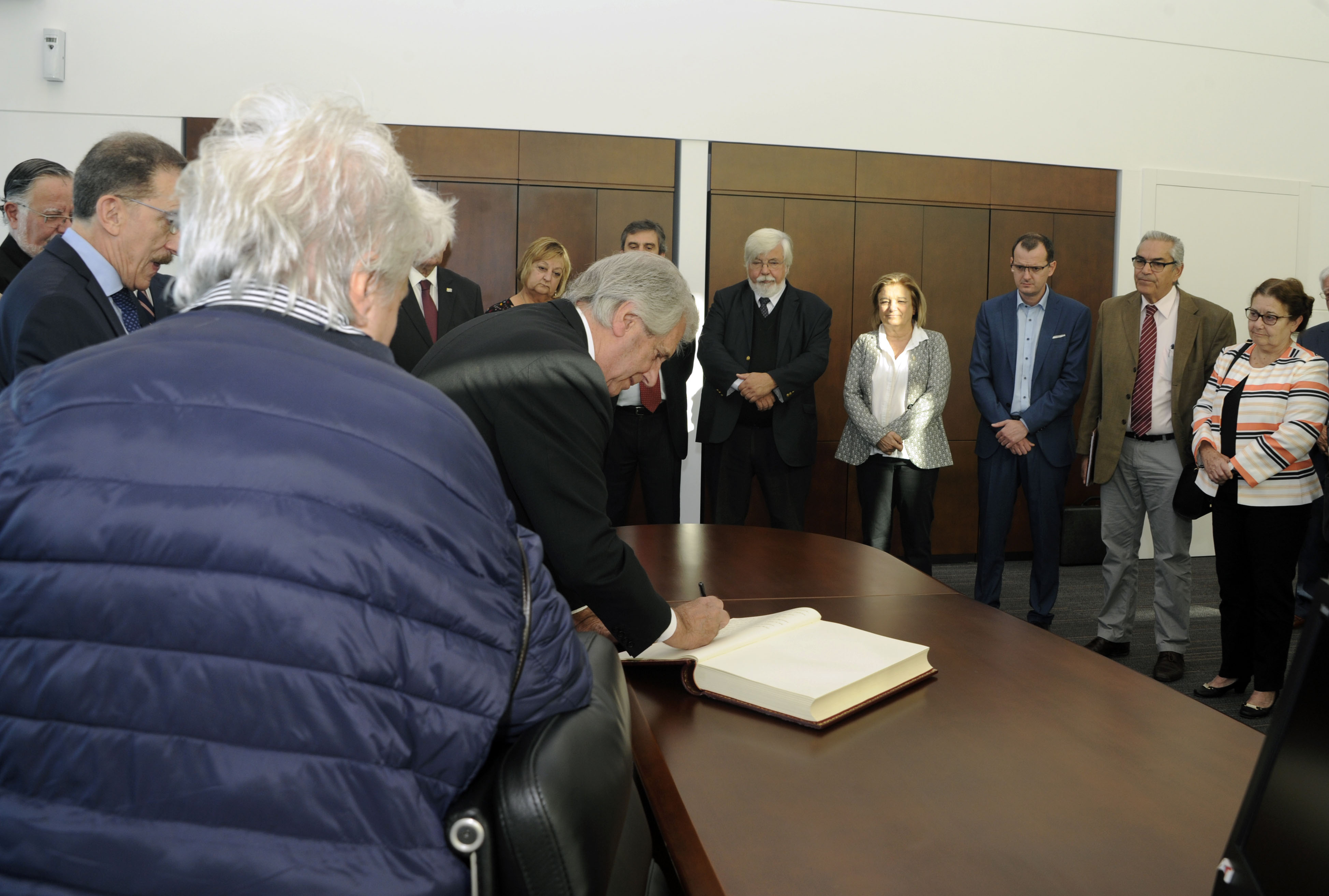 Tabaré Vázquez impuso a José Bayardi en el cargo de ministro de Defensa Nacional