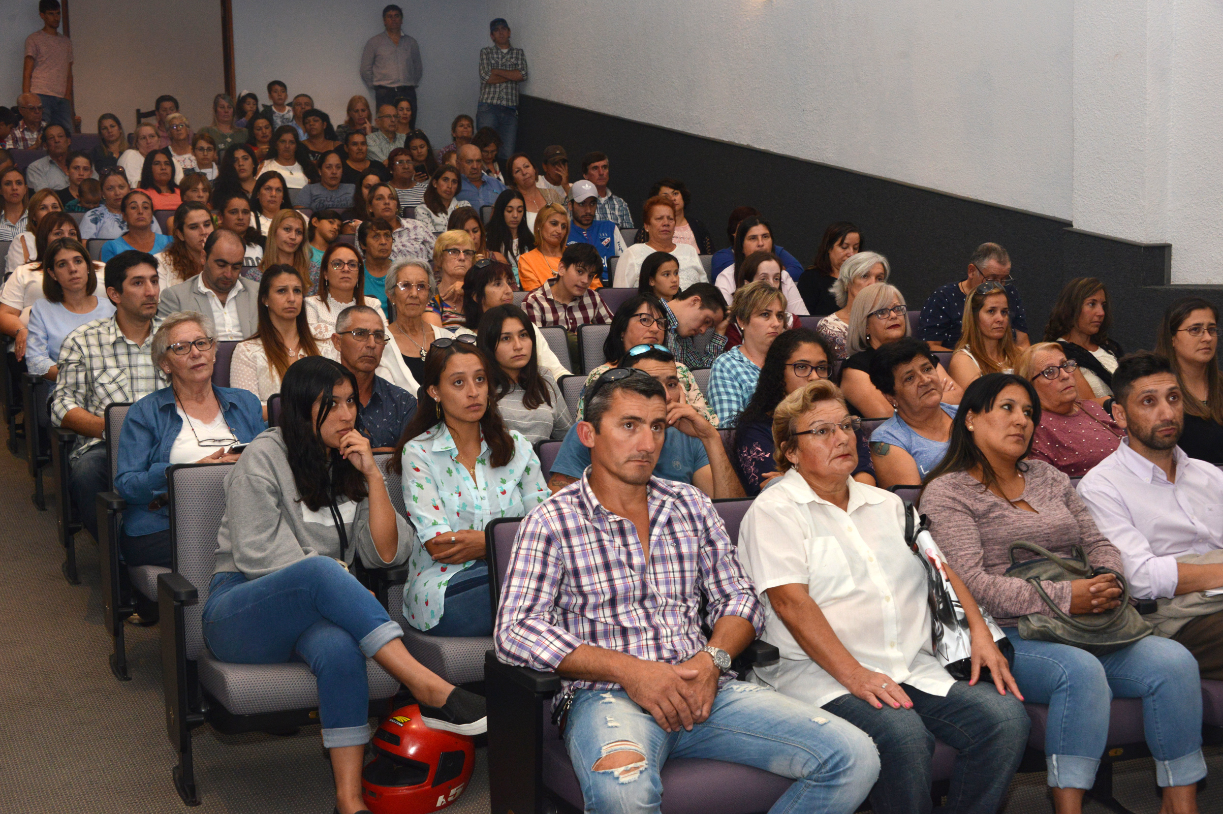 Ceremonia de entrega certificados de asistente personal en Mercedes