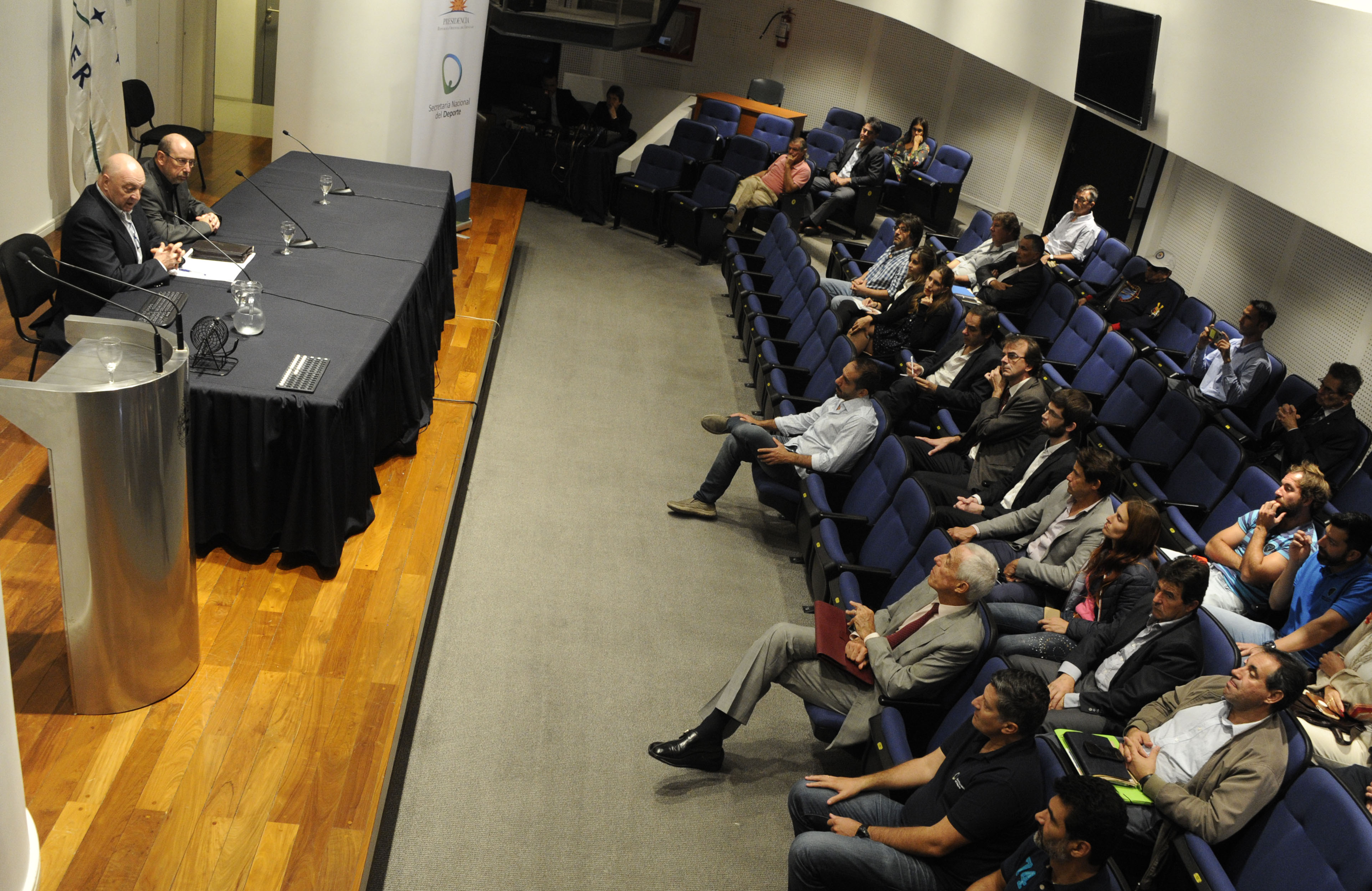 Alfredo Etchandy y Alberto Espasandón anuncian las federaciones seleccionadas por la Secretaria del Deporte