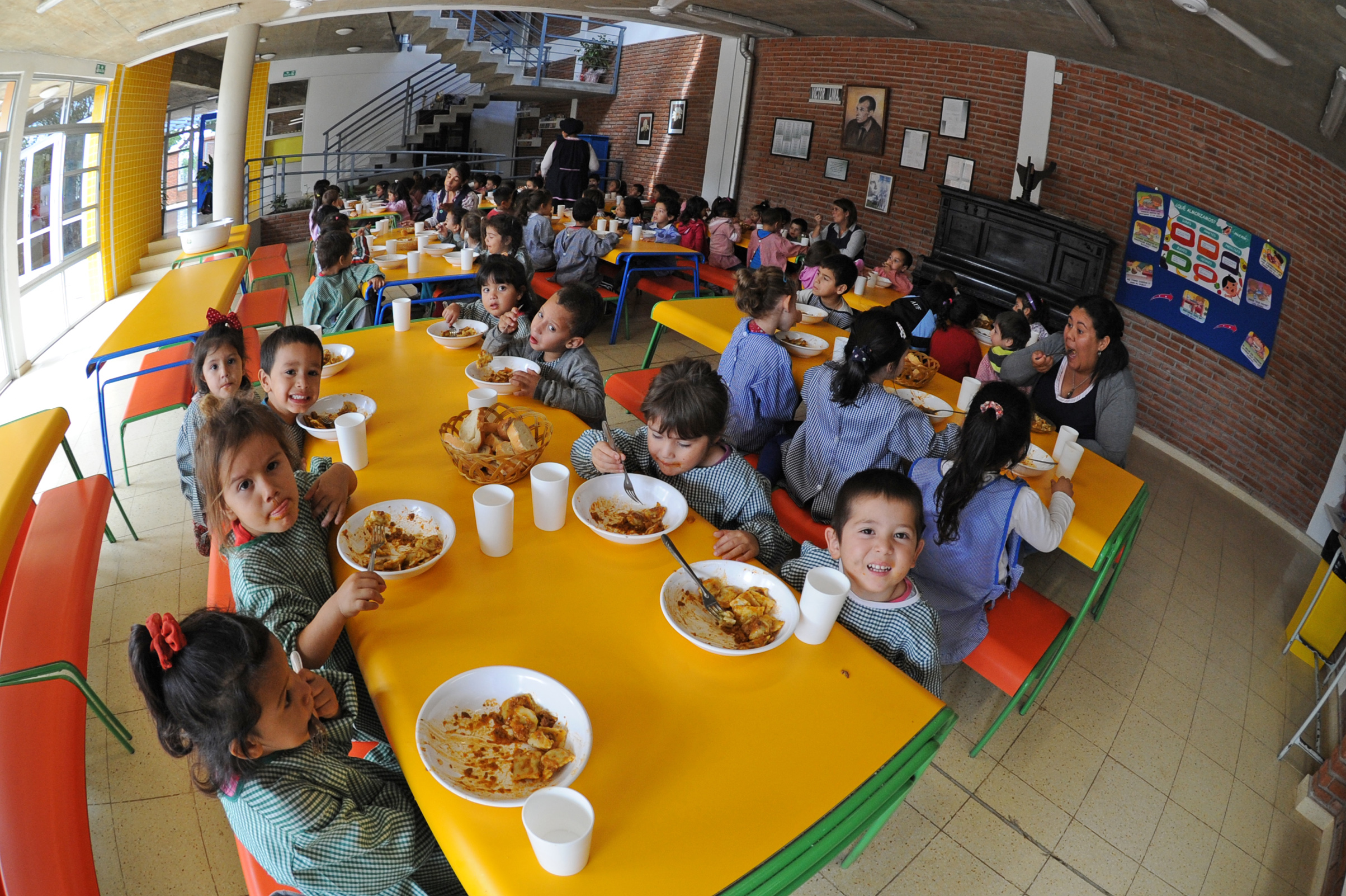 Nueva escuela de tiempo completo en Salto