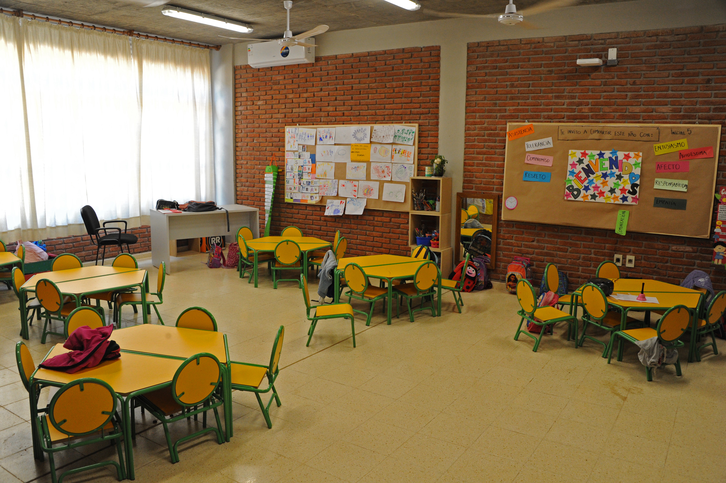 Nueva escuela de tiempo completo en Salto
