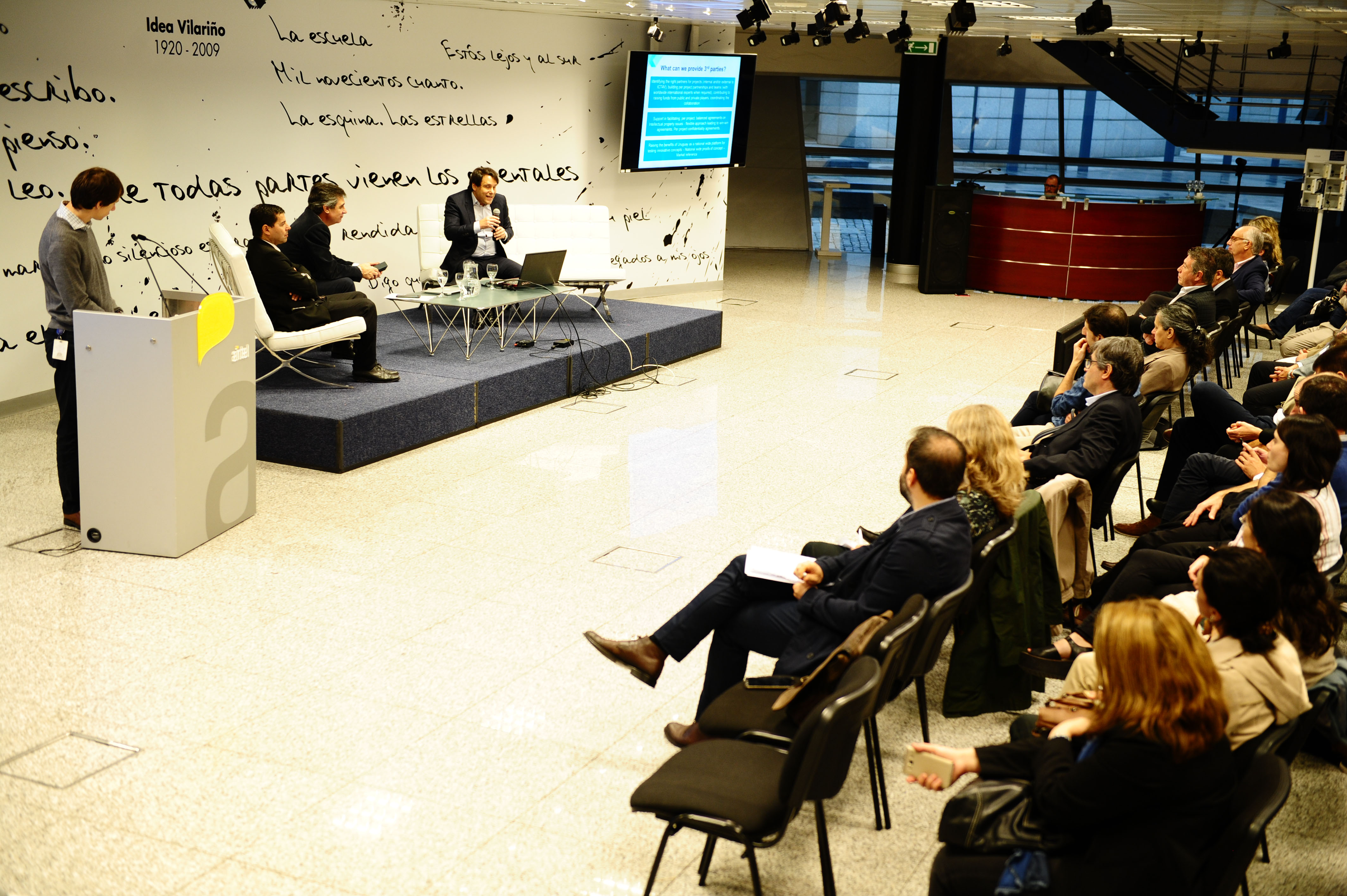 Presentación del estudio preliminar sobre el rol de las TIC en distintas áreas del país