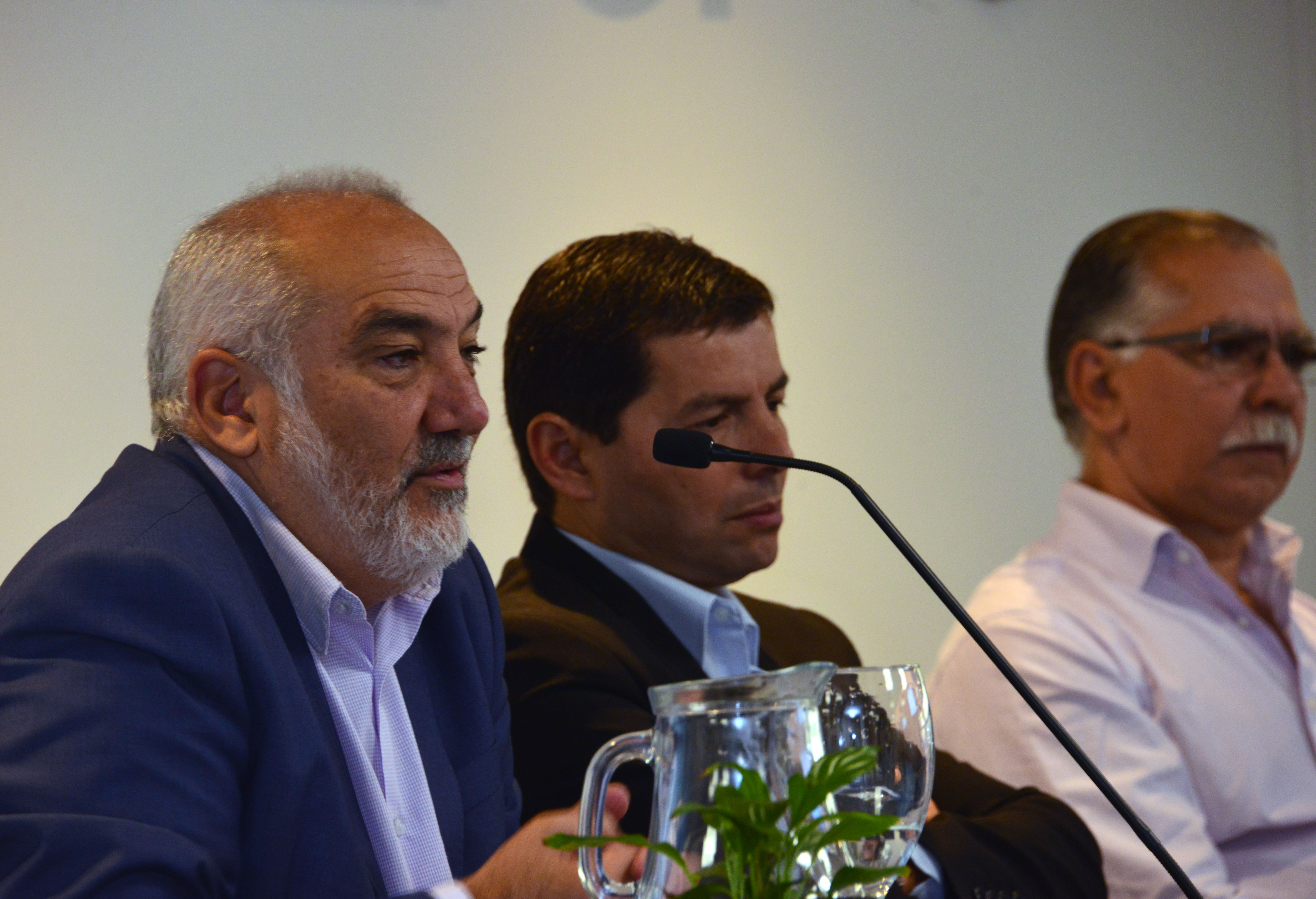 Autoridades en lanzamiento de Promové