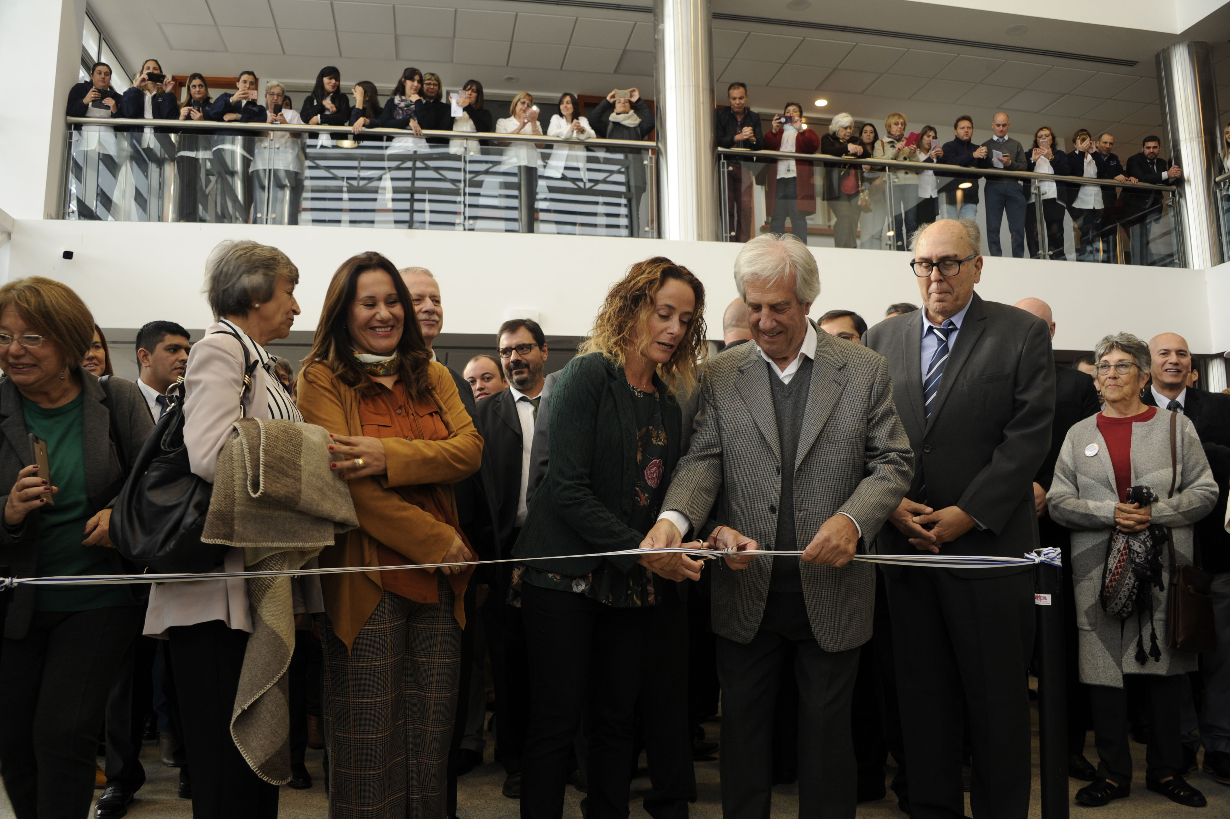 Tabaré Vázquez encabezó inauguración del hospital de Colonia