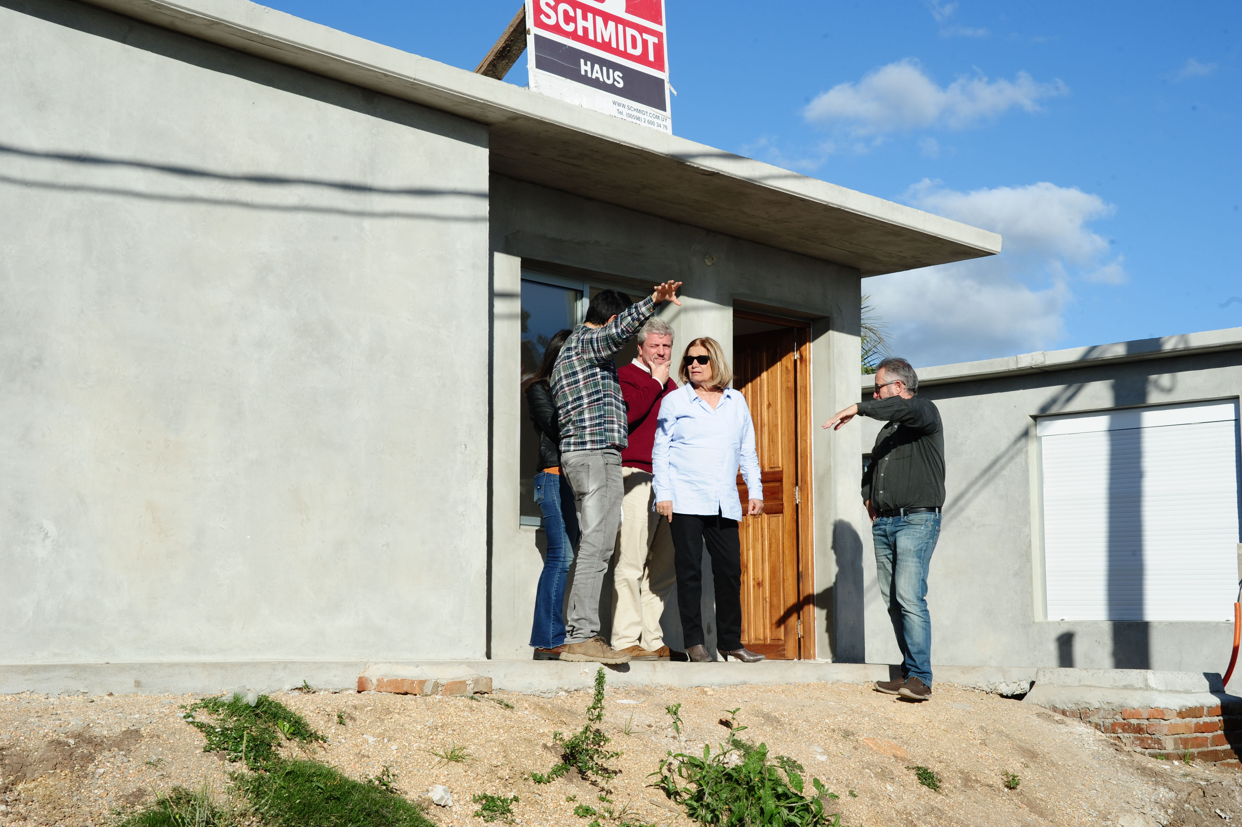 Visita de las autoridades del Ministerio de Vivienda, Ordenamiento Territorial y Medio Ambiente por Maldonado