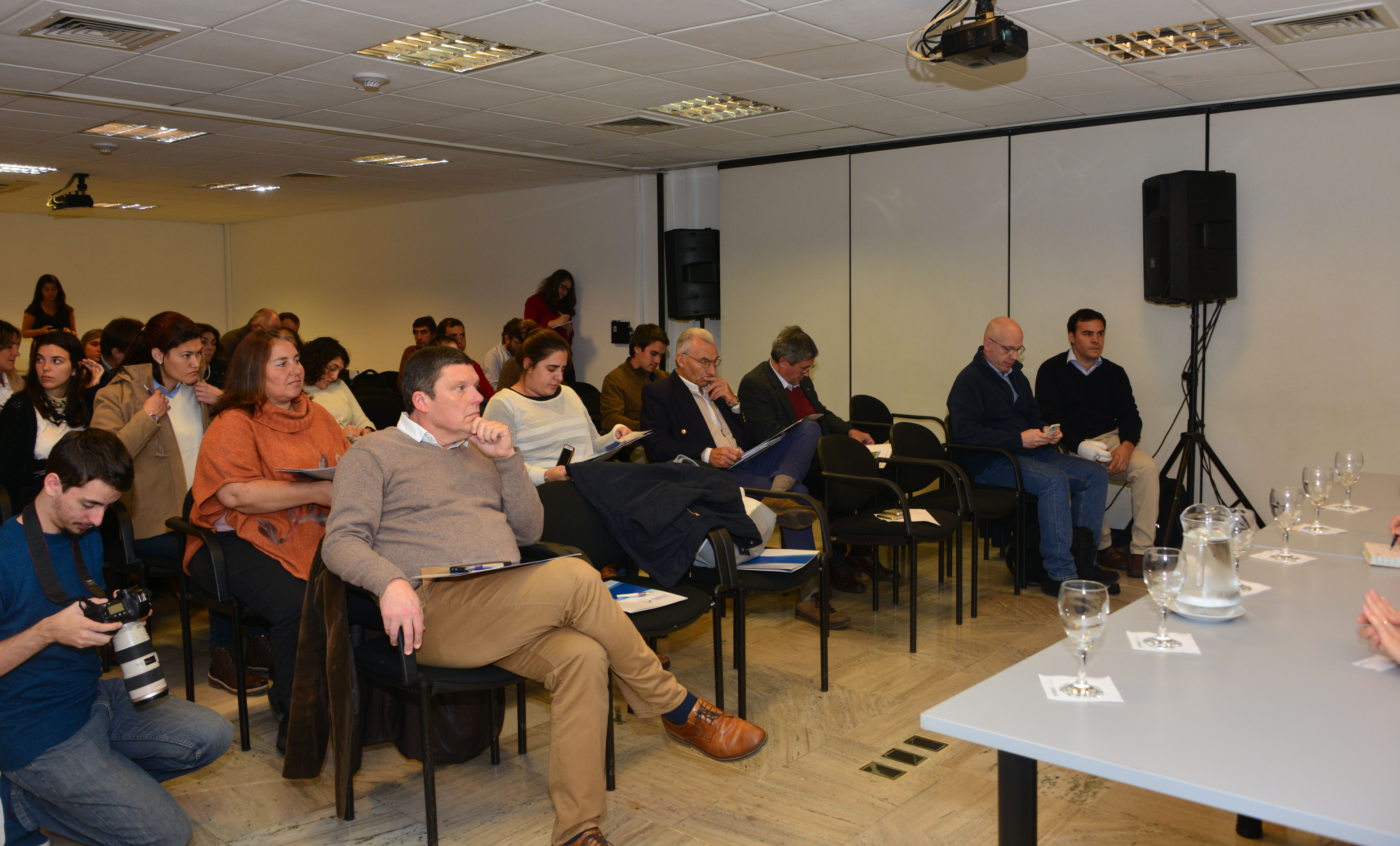 Presentación de estudio sobre huella hídrica