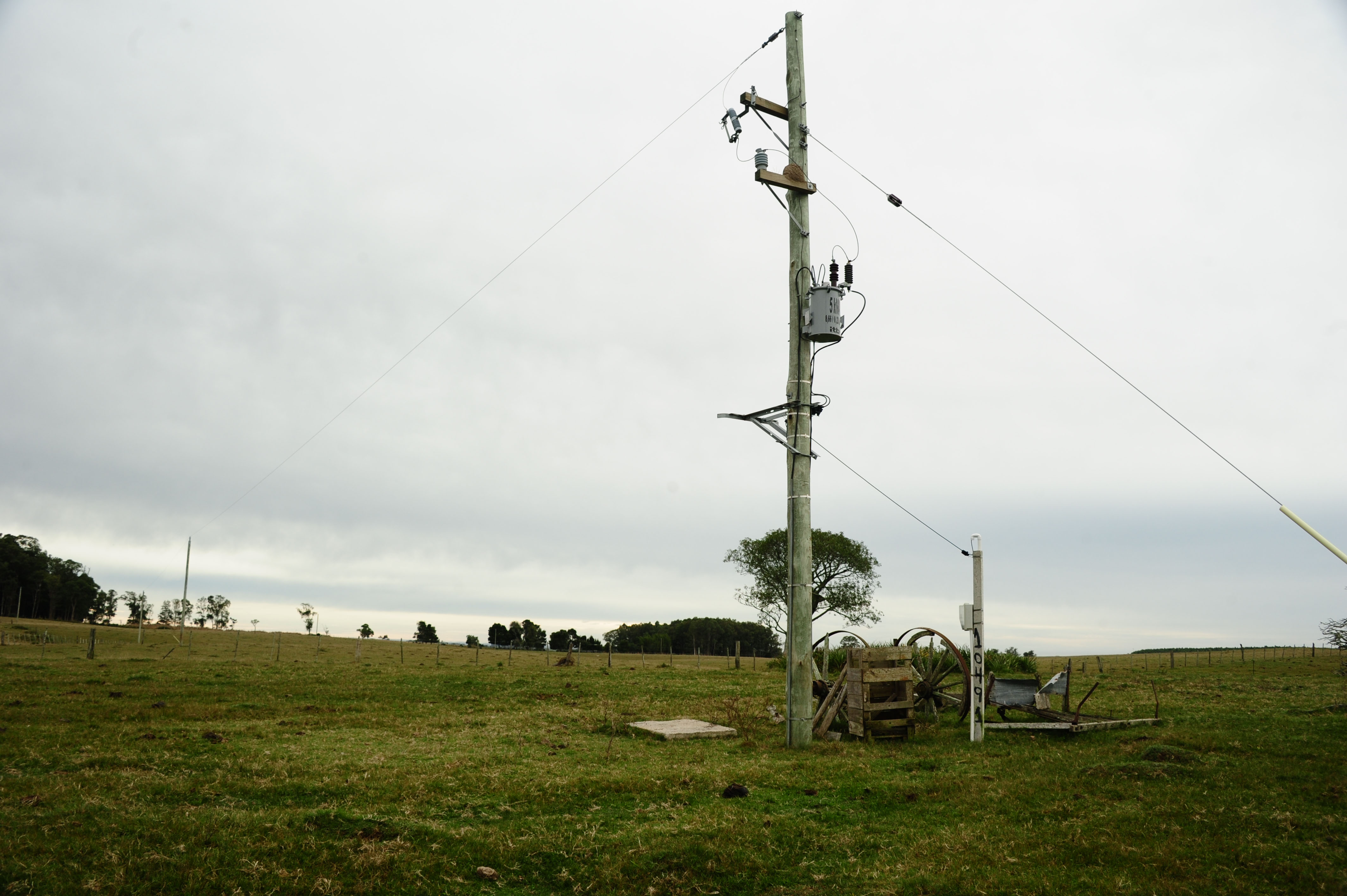 Electrificación rural en Cerro Largo