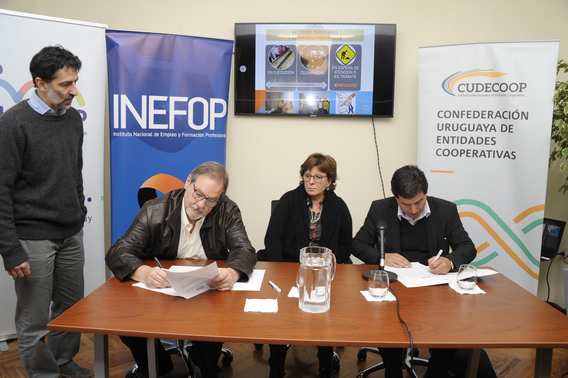 Firma de renovación del convenio para brindar capacitación y asistencia técnica en economía social