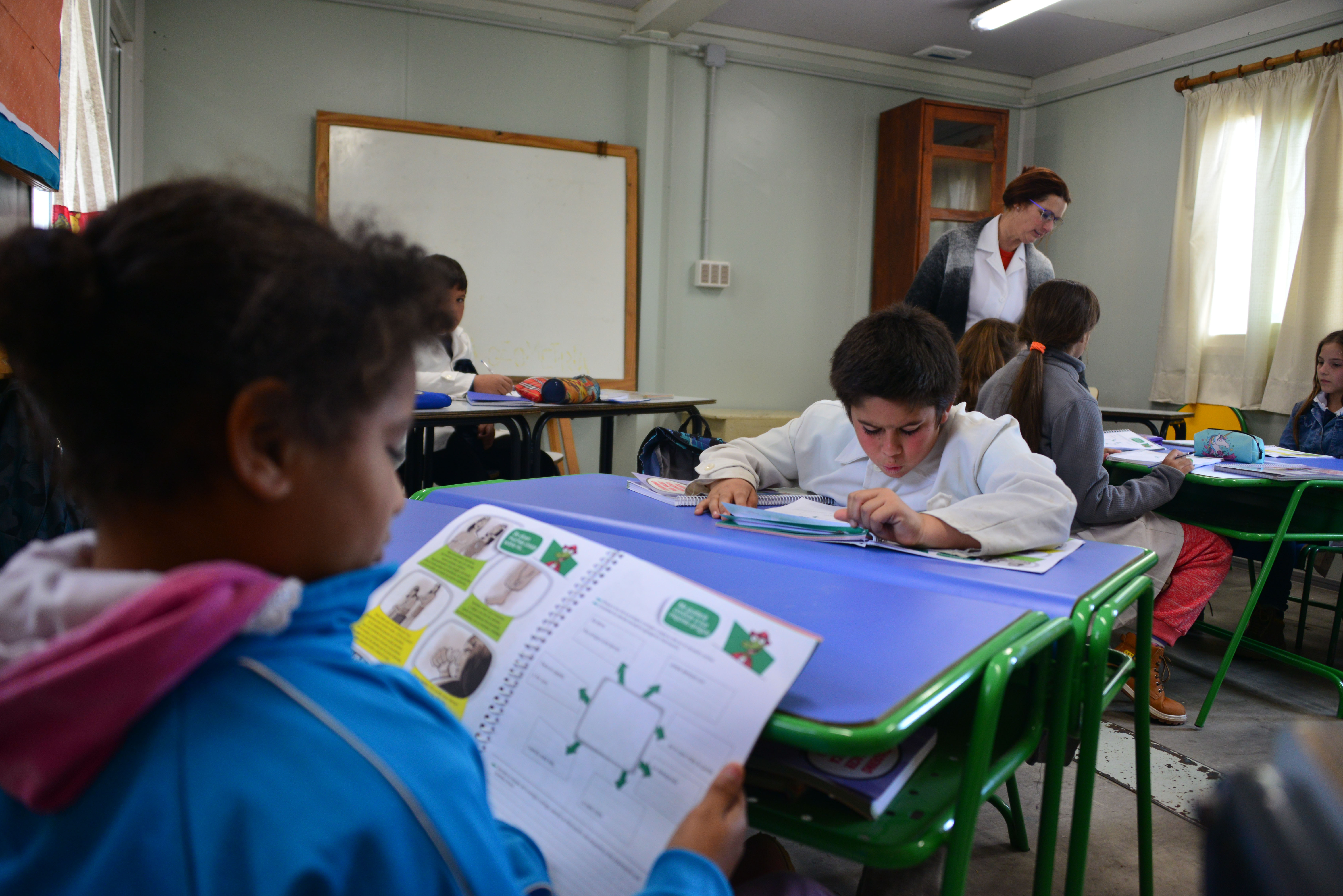 La escuela cuenta con nuevos salones más luminosos y con aire acondicionado