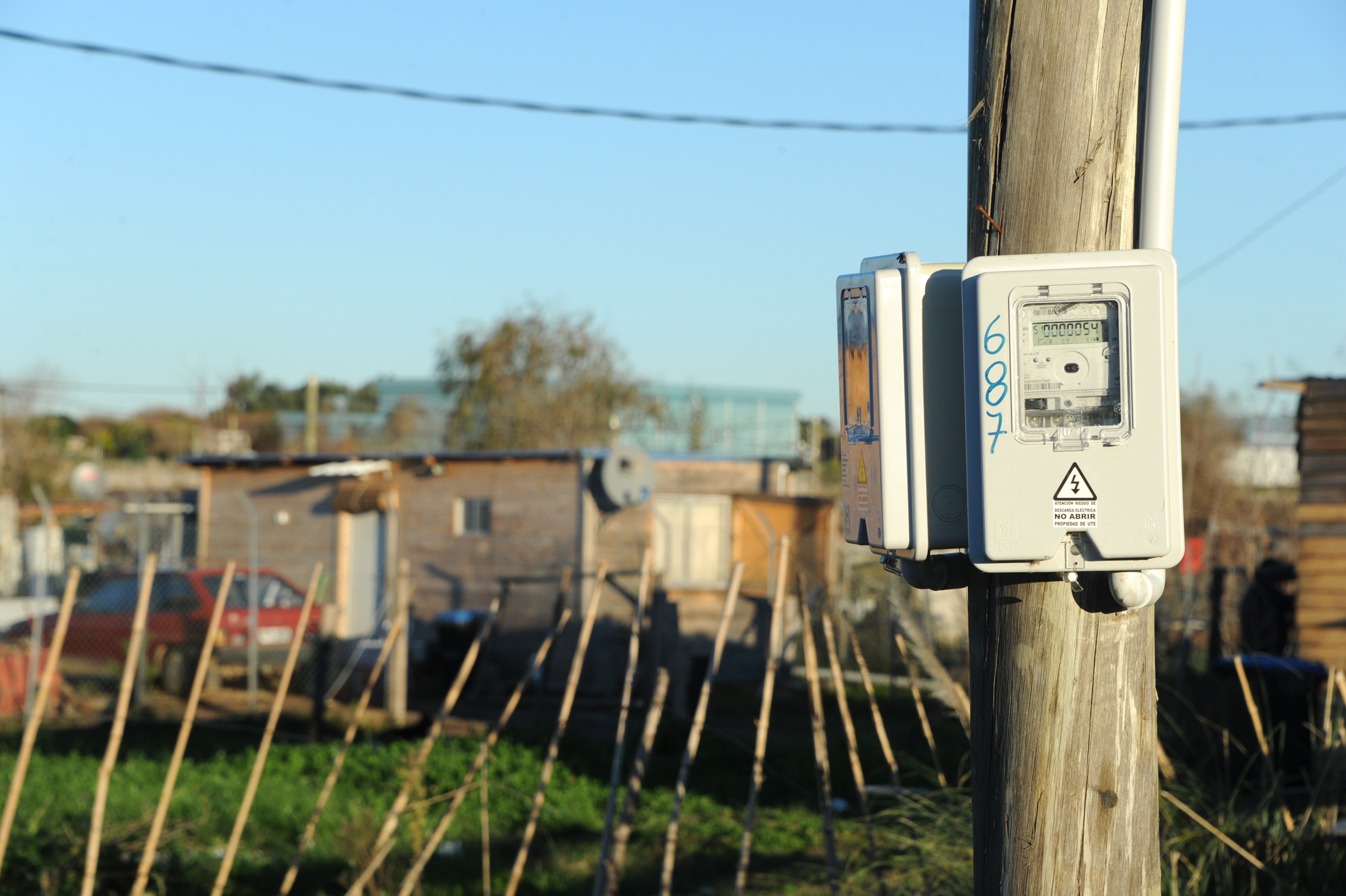 UTE regularizó conexión eléctrica del barrio Villa Tajamar, en Barros Blancos