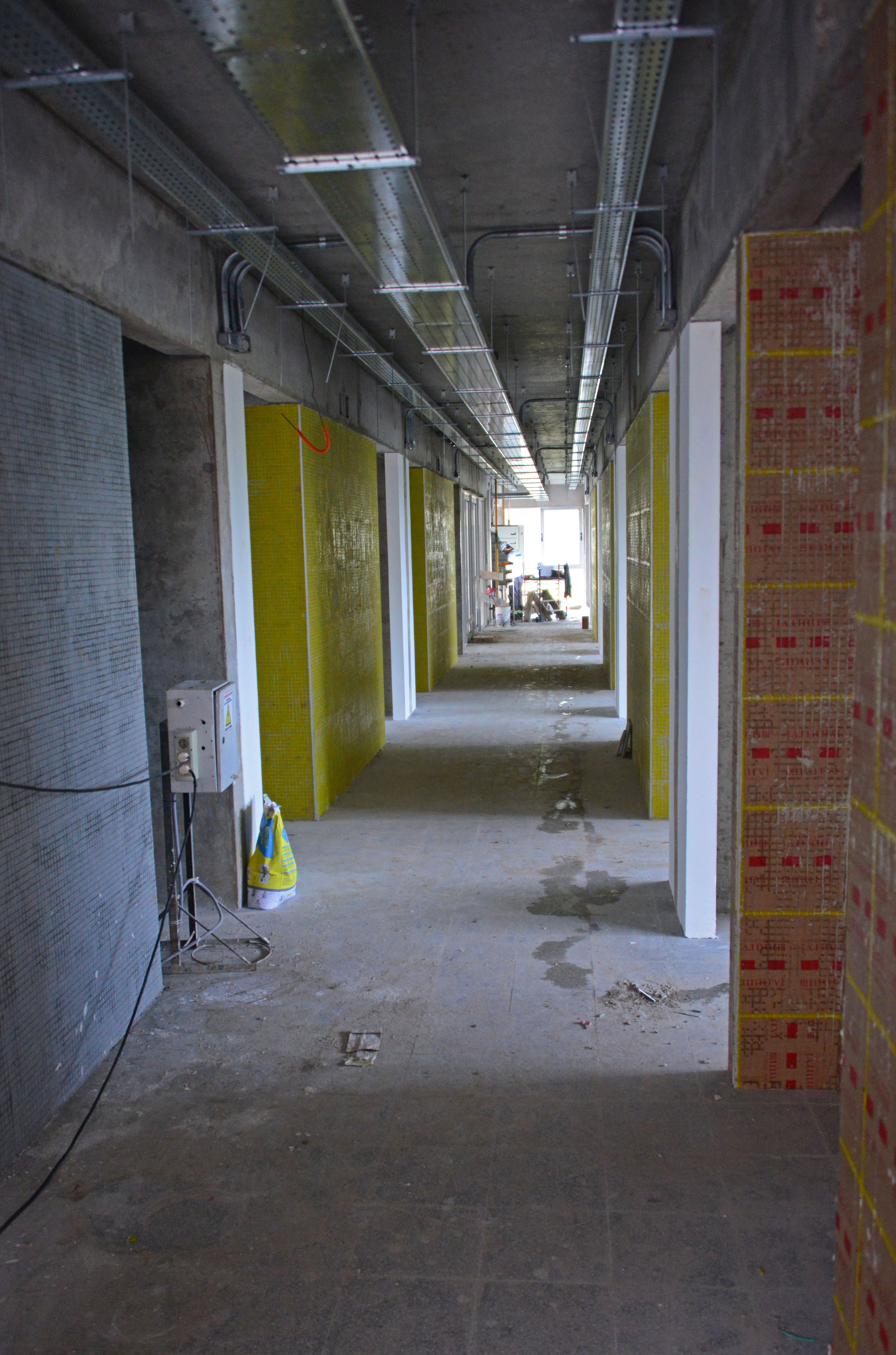 Obras de nueva infraestructura educativa en Centro Universitario Regional (Cenur) del Litoral Norte