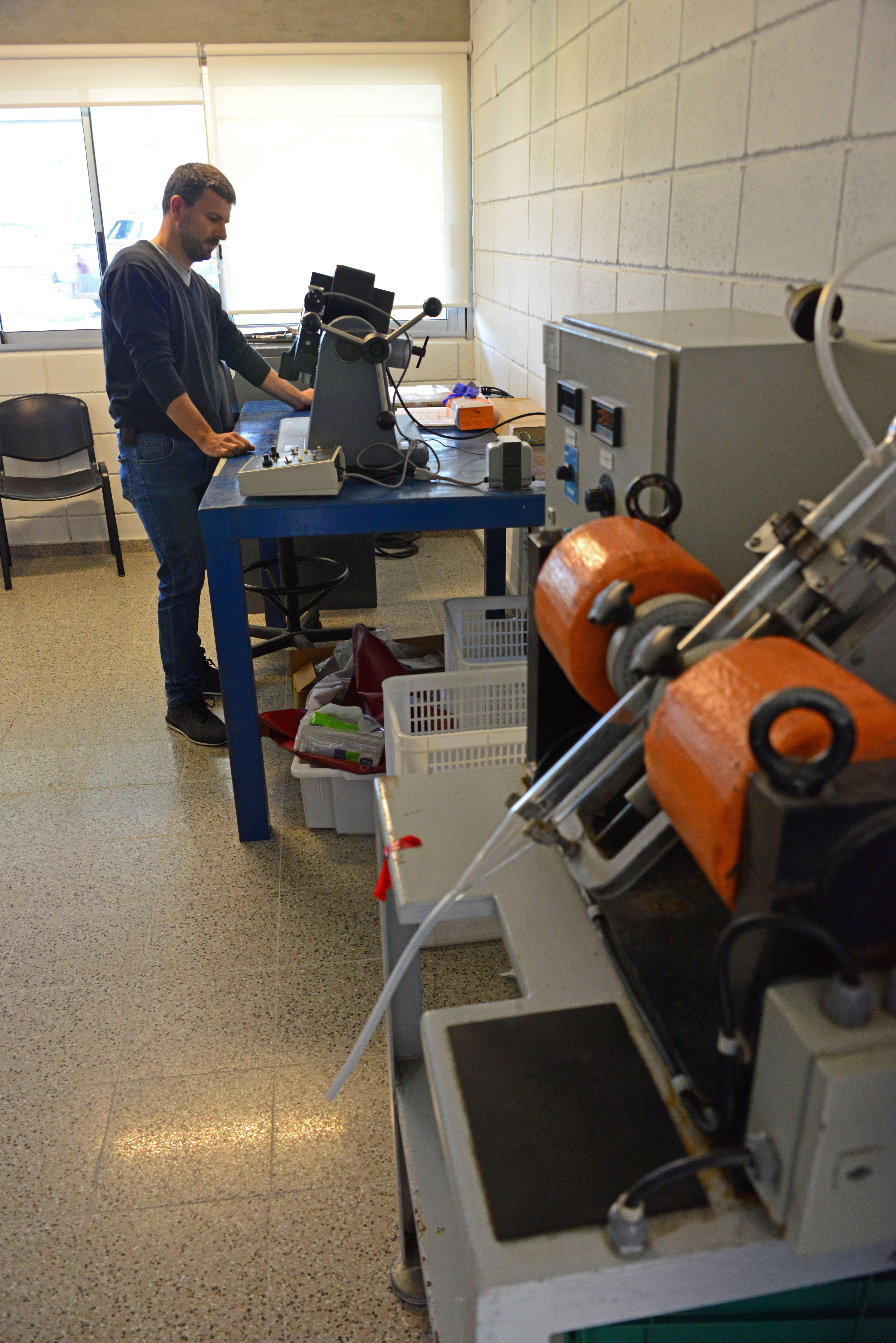 Laboratorios de geología y mineralogía en Treinta y Tres