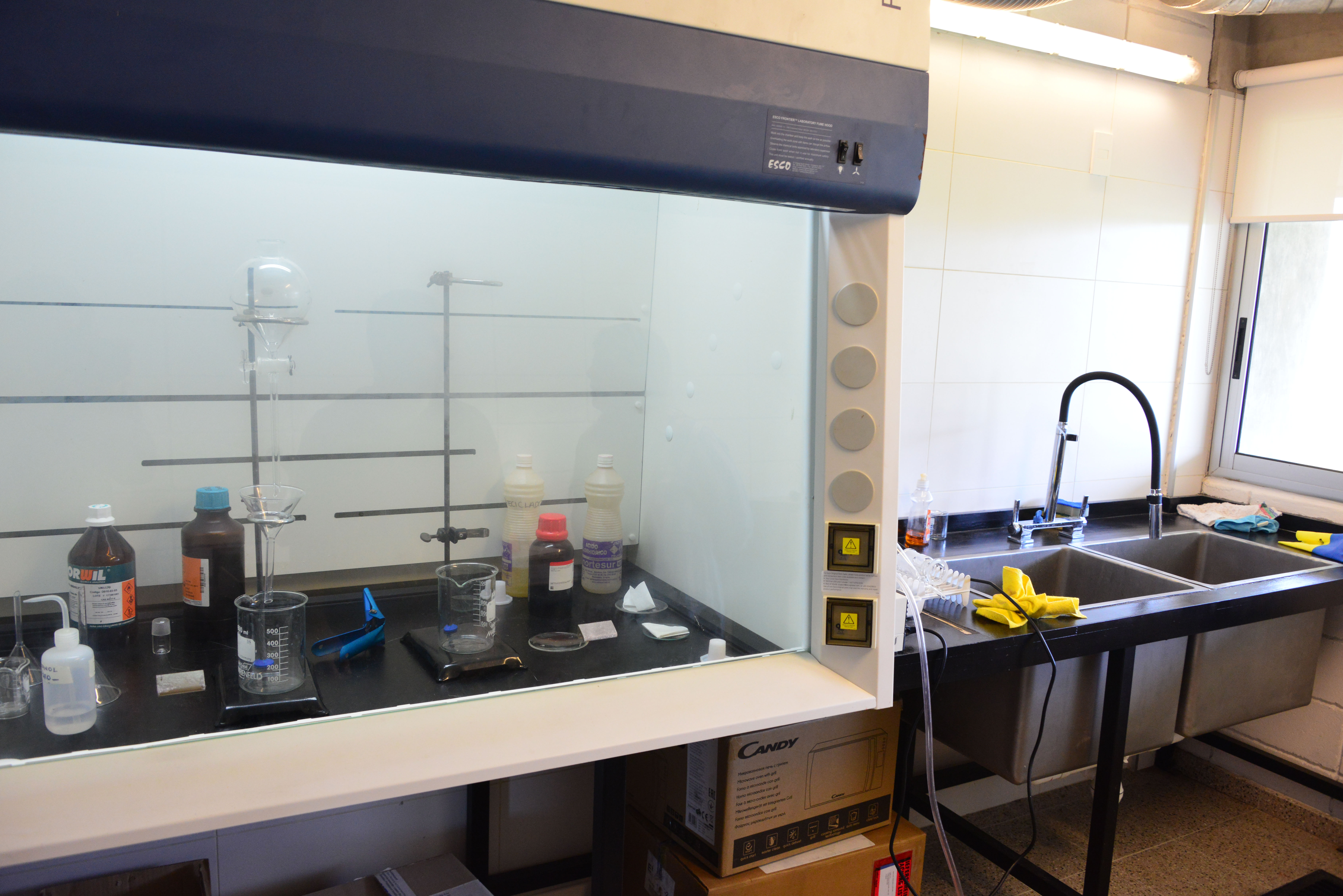 Laboratorios de geología y mineralogía en Treinta y Tres