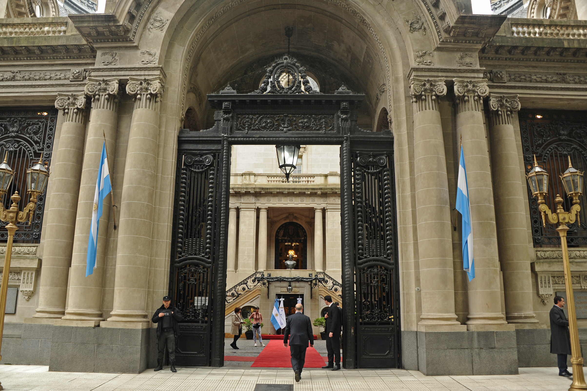 Visita del canciller Rodolfo Nin Nova a la República Argentina