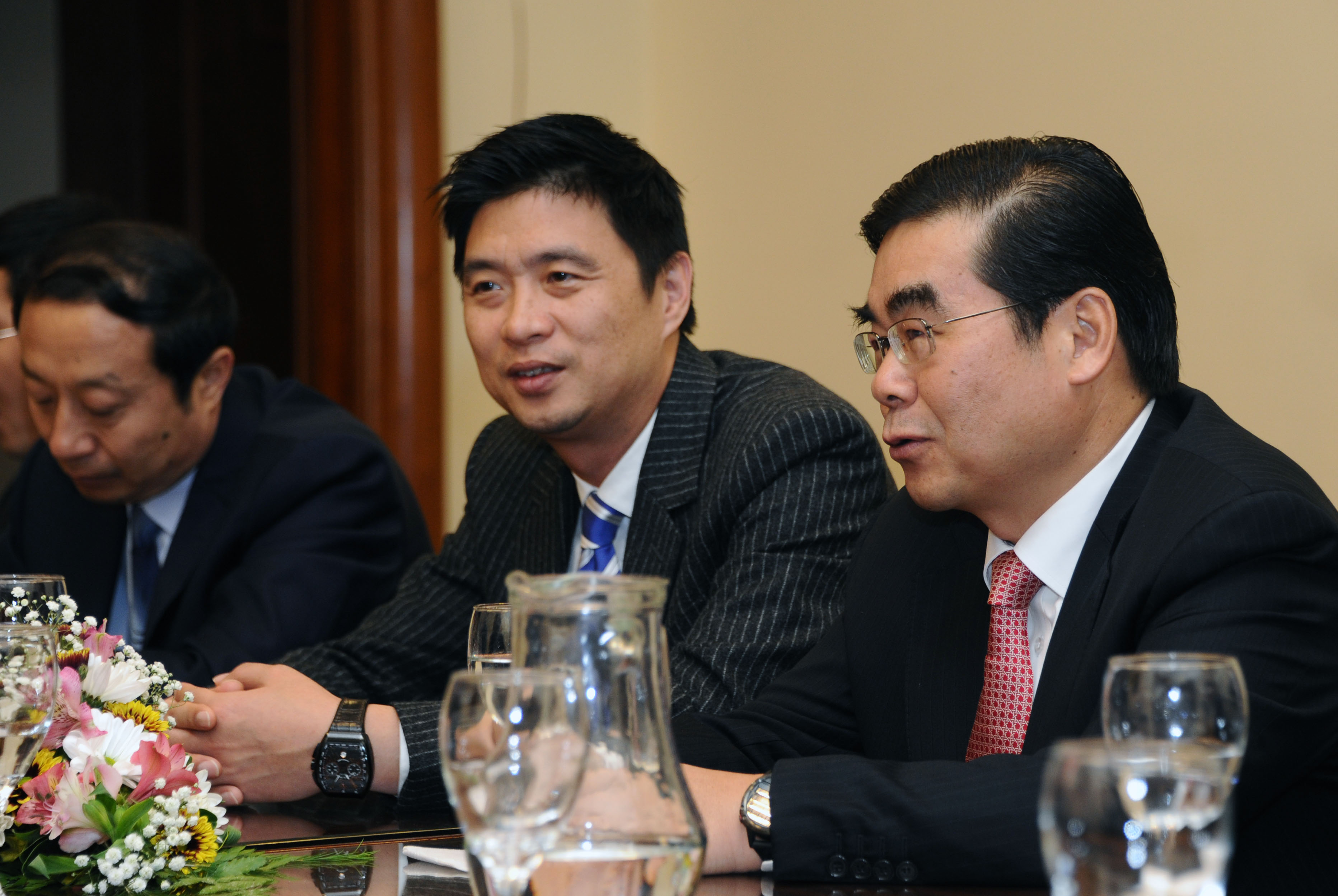 Alcalde de Tangsham, Ding Xiufeng, se reunió con autoridades de la Secretaría Nacional del Deporte