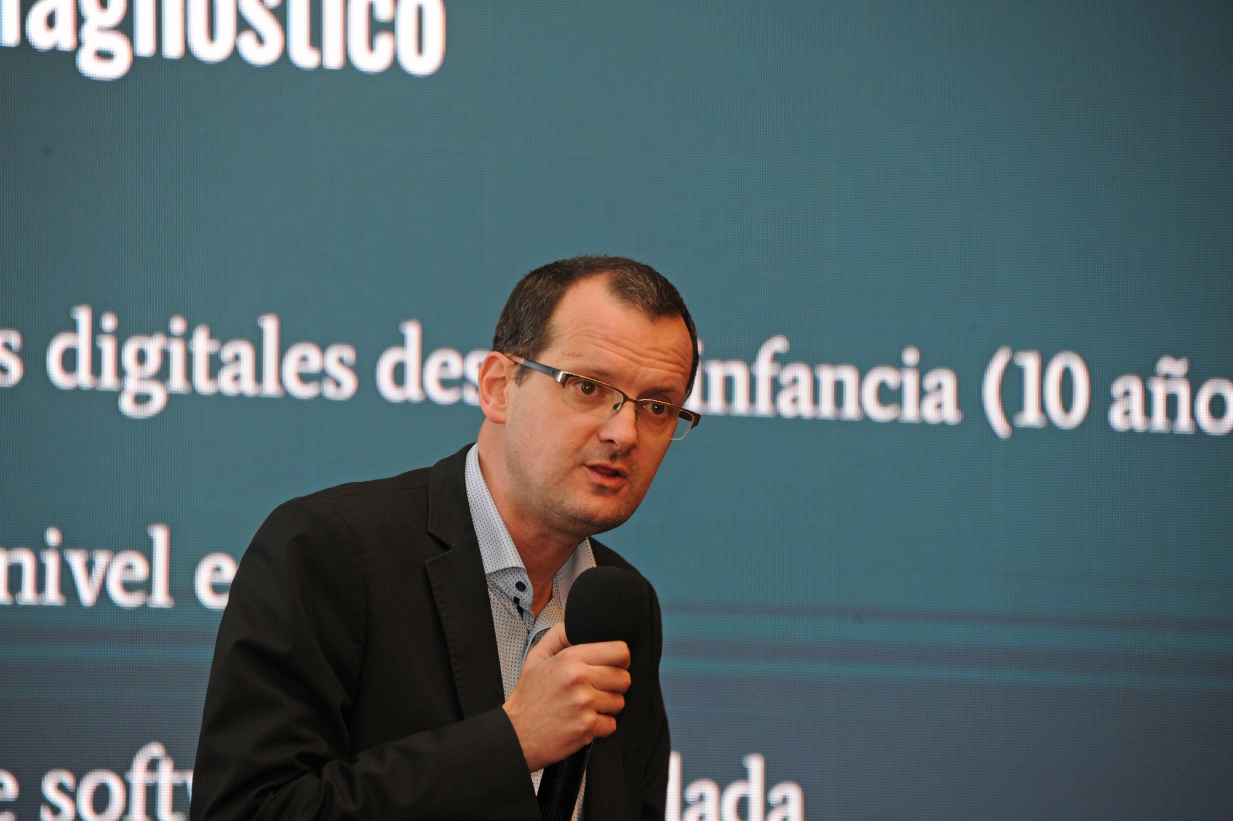 Ministro de Industria, Energía y Minería, Guillermo Moncecchi, disertó en Montevideo Fintech Forum