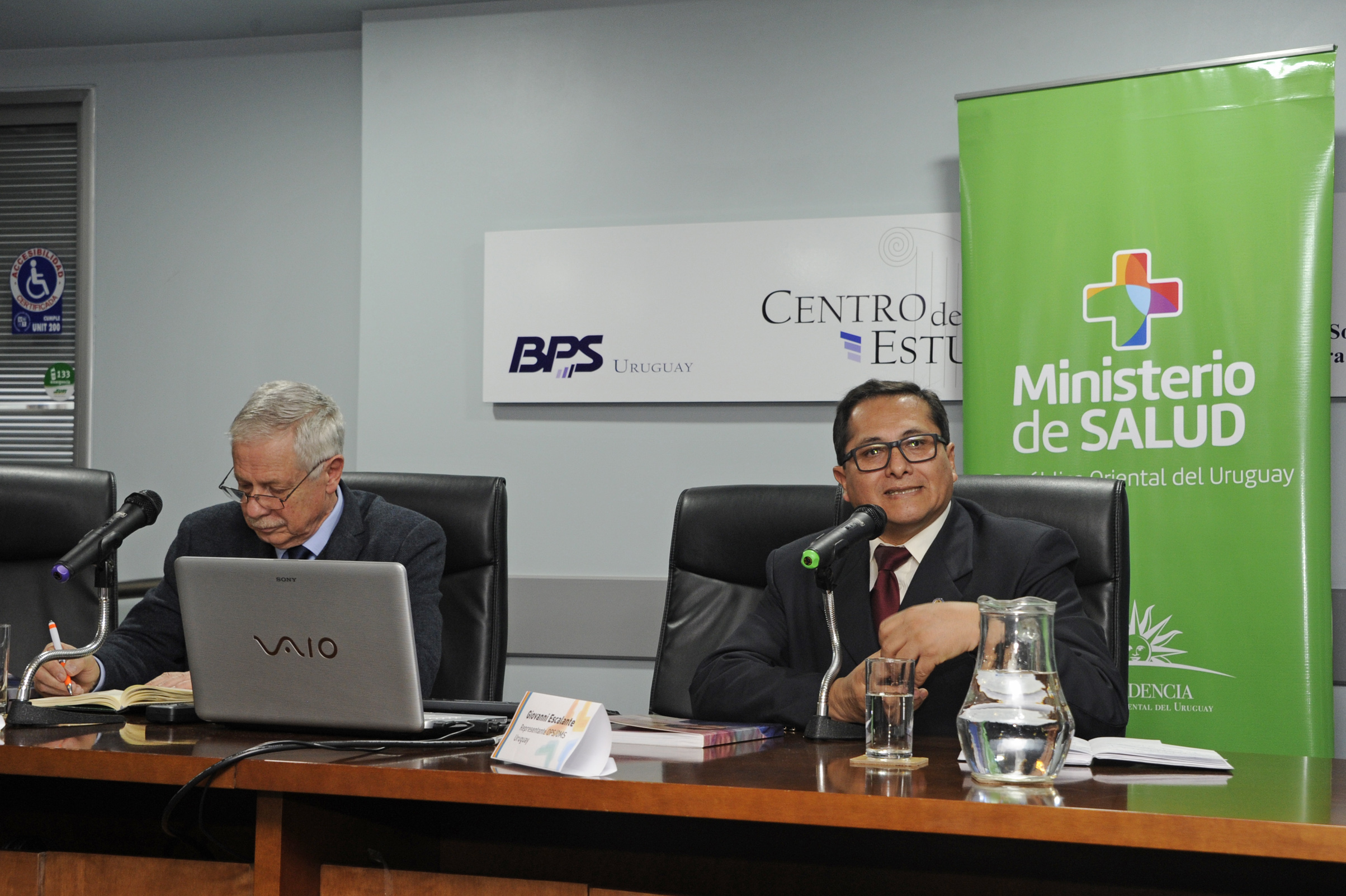 Ministro Jorge Basso y Giovanni Escalante