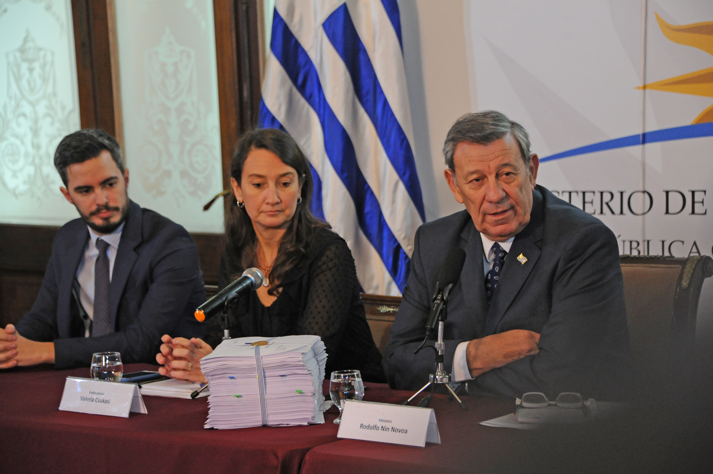 Canciller, Rodolfo Nin Novoa, haciendo uso de la palabra