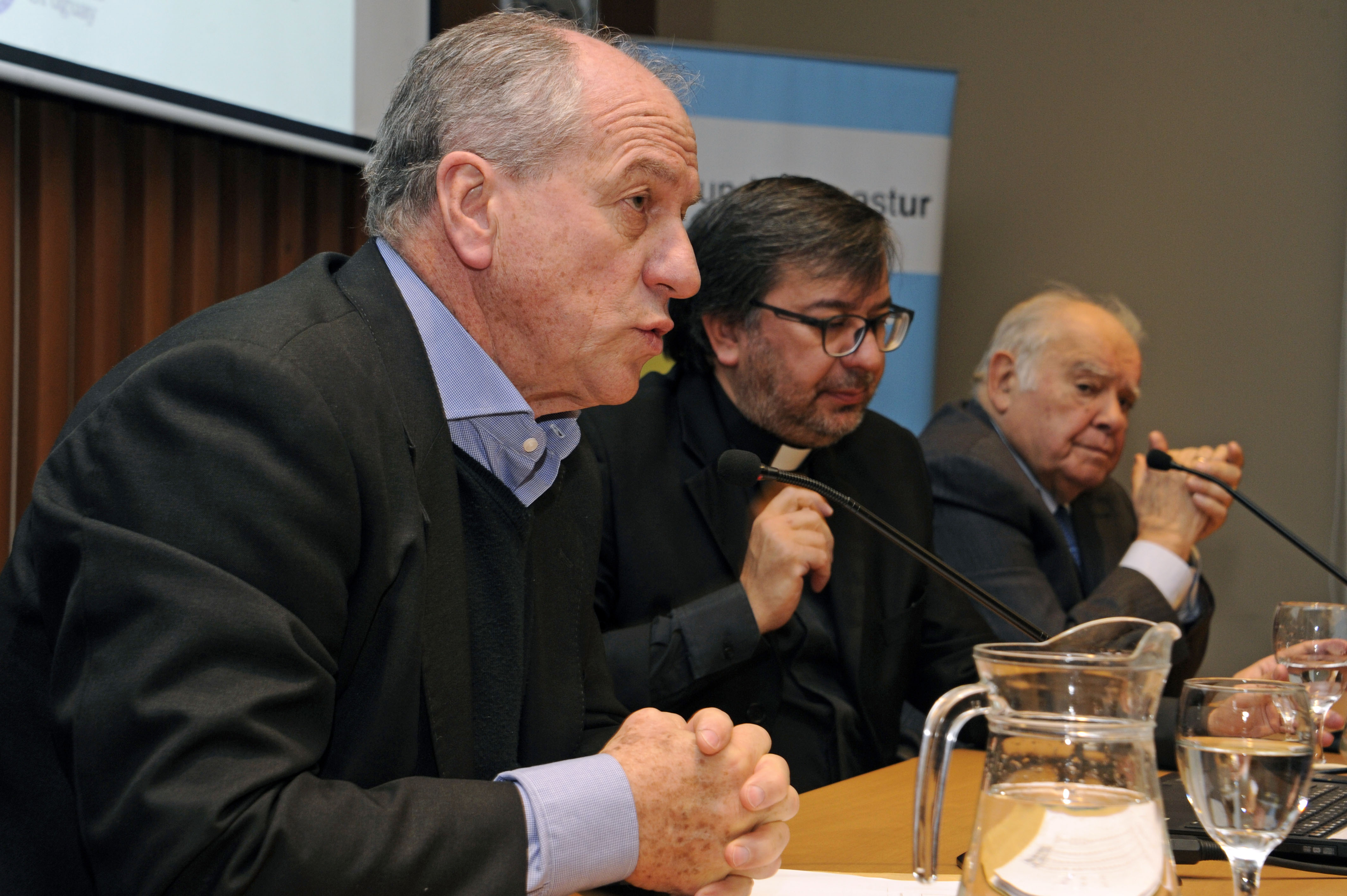 Ministro Murro en conferencia “Envejecimiento y futuro. Proyecciones de la longevidad en un mundo en evolución”