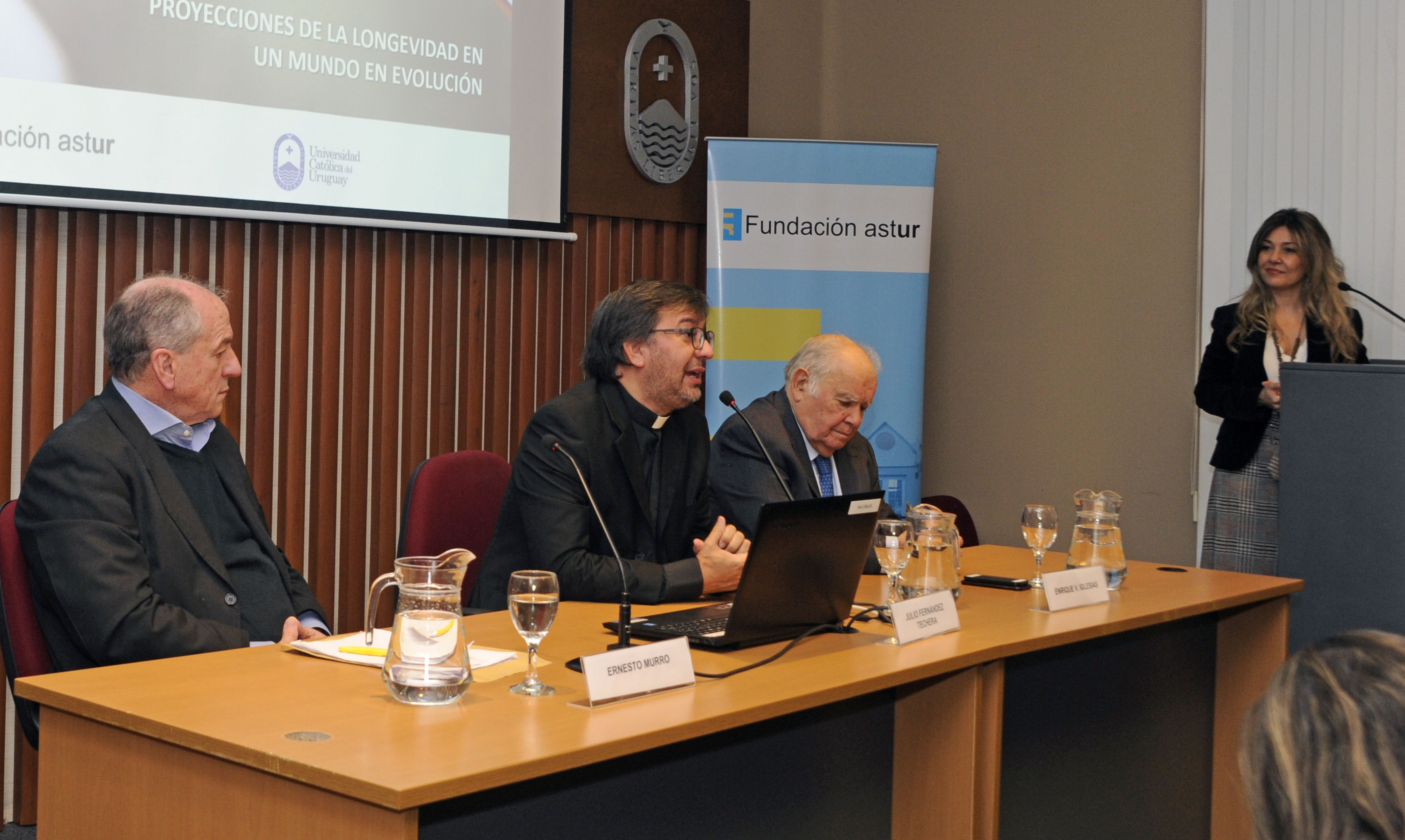Ministro Murro en conferencia “Envejecimiento y futuro. Proyecciones de la longevidad en un mundo en evolución”