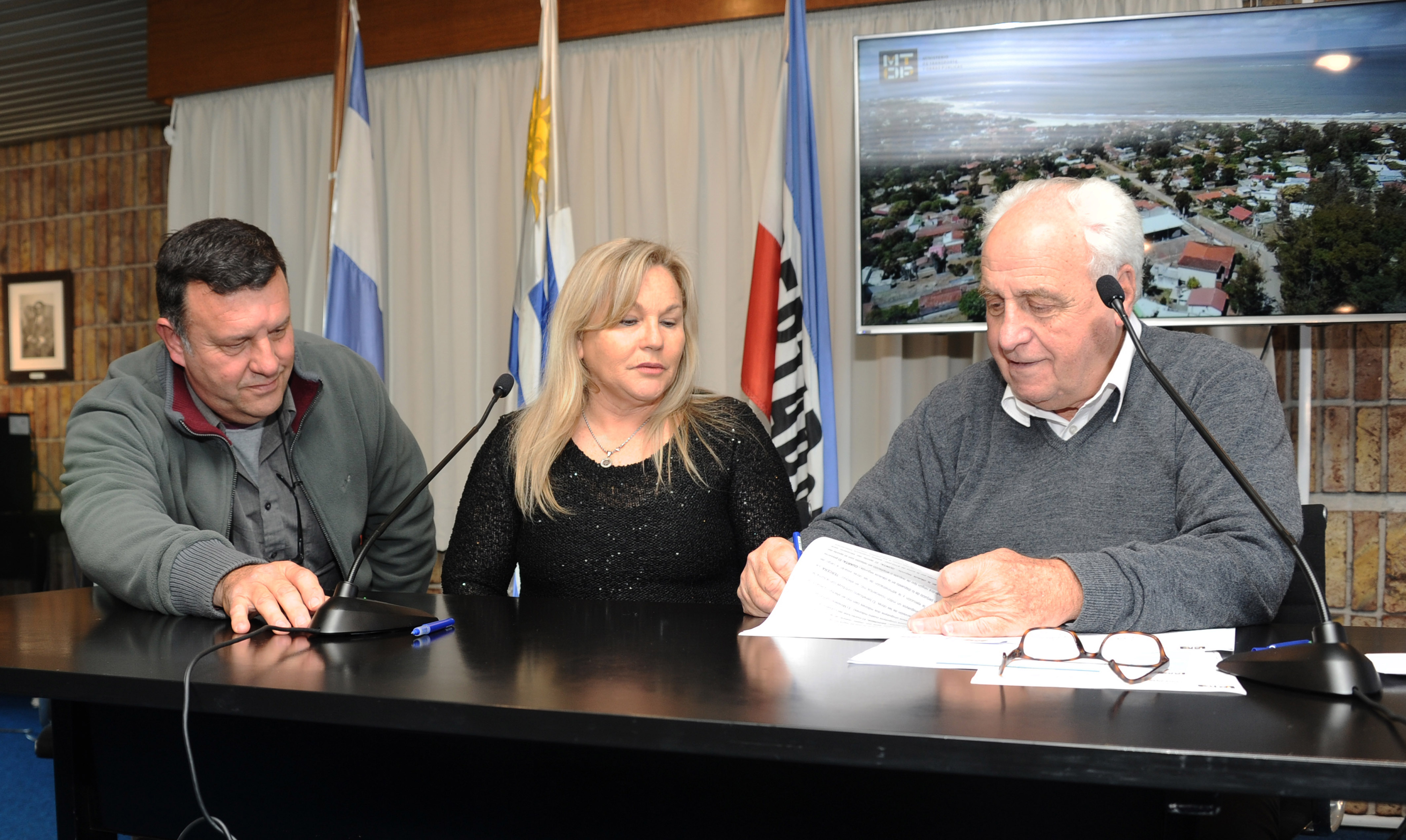 Firma de convenios