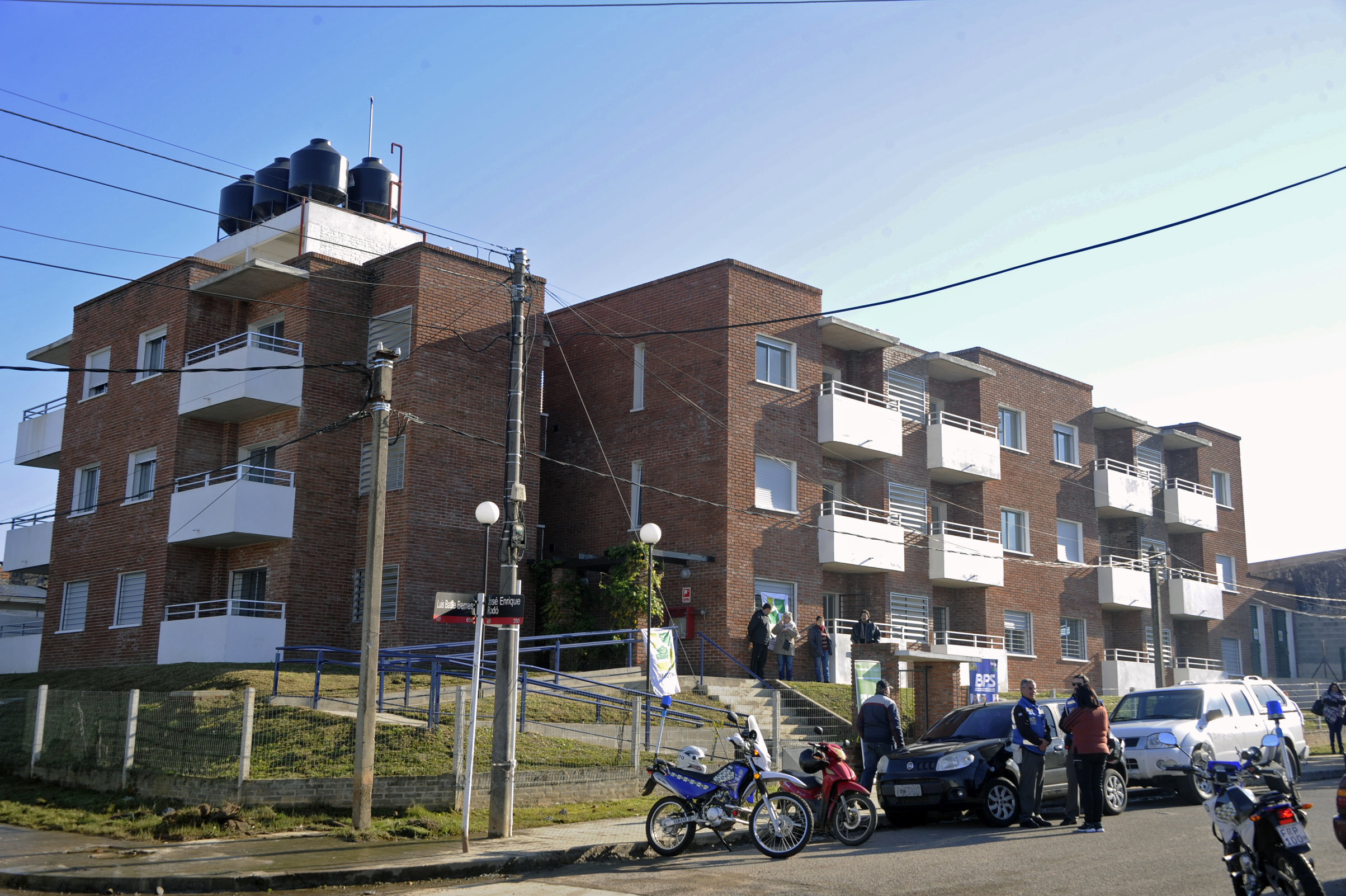 Ministerio de Vivienda y el Banco de Previsión Social inauguraron en la ciudad de Rivera, un complejo habitacional de 18 unidades habitacionales