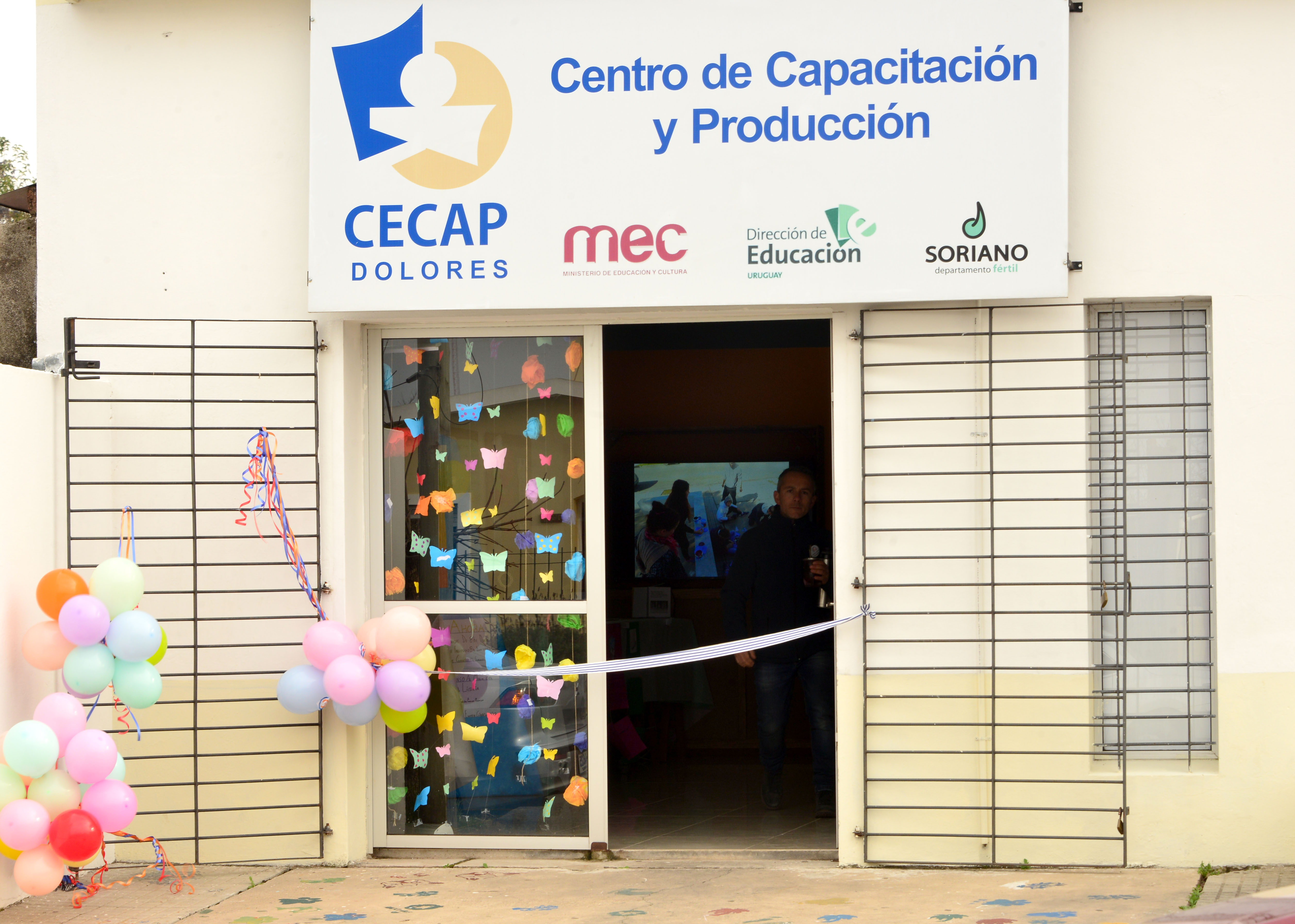 Inauguración de centro de educación no formal en Dolores