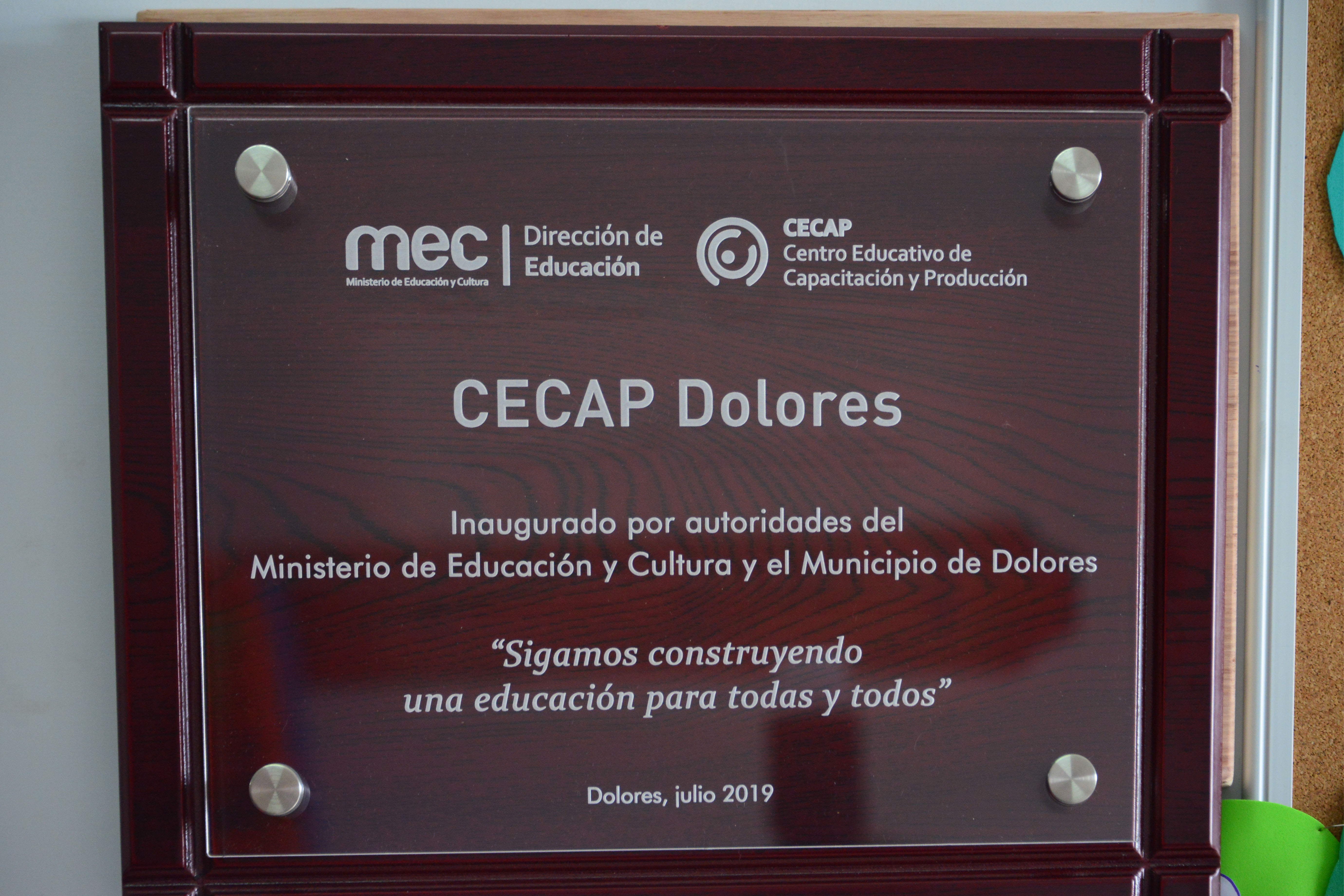 Inauguración de centro de educación no formal en Dolores