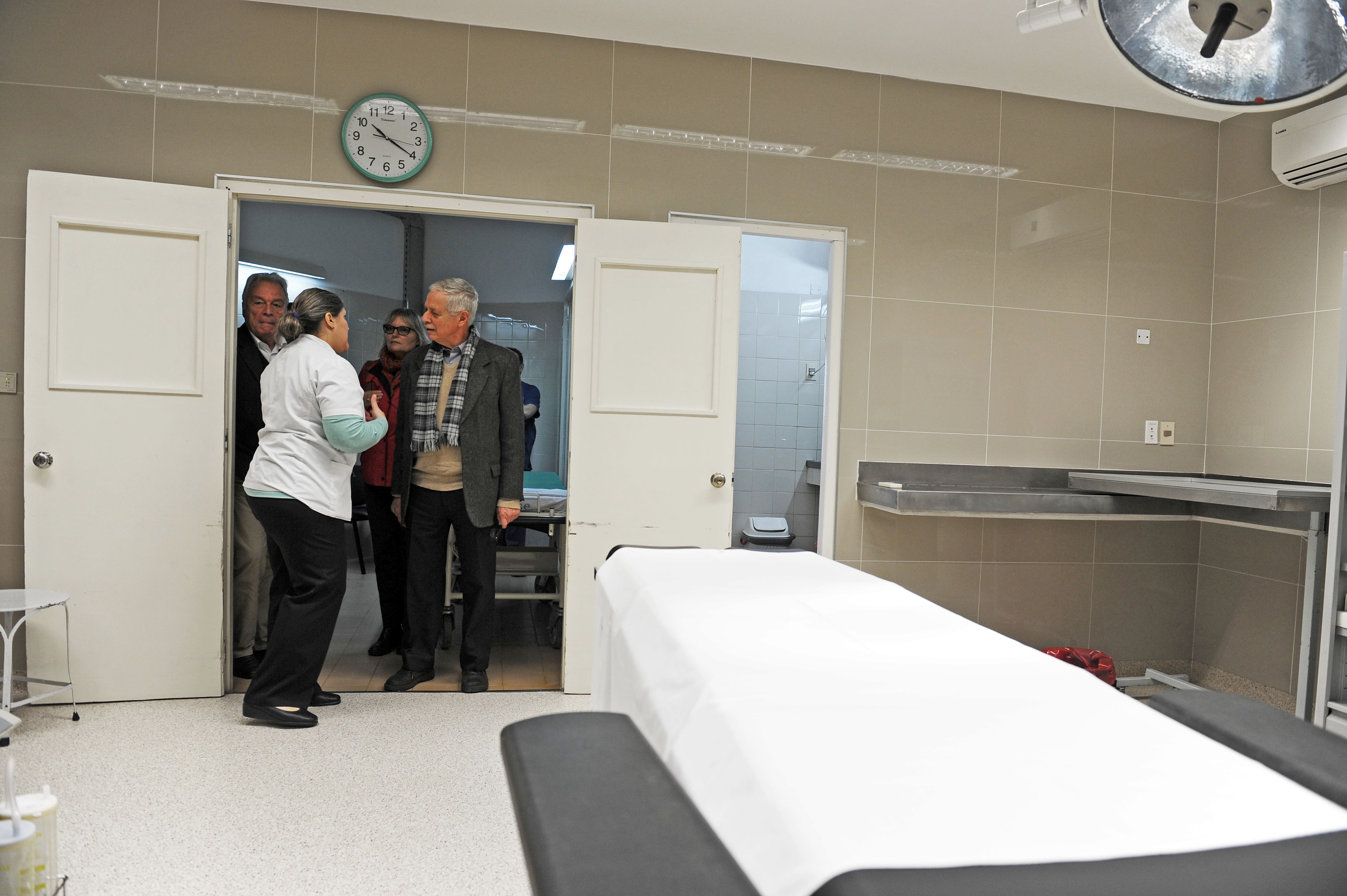 Autoridades recorrieron el hospital de Dolores