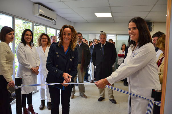 Corte de cinta inaugural