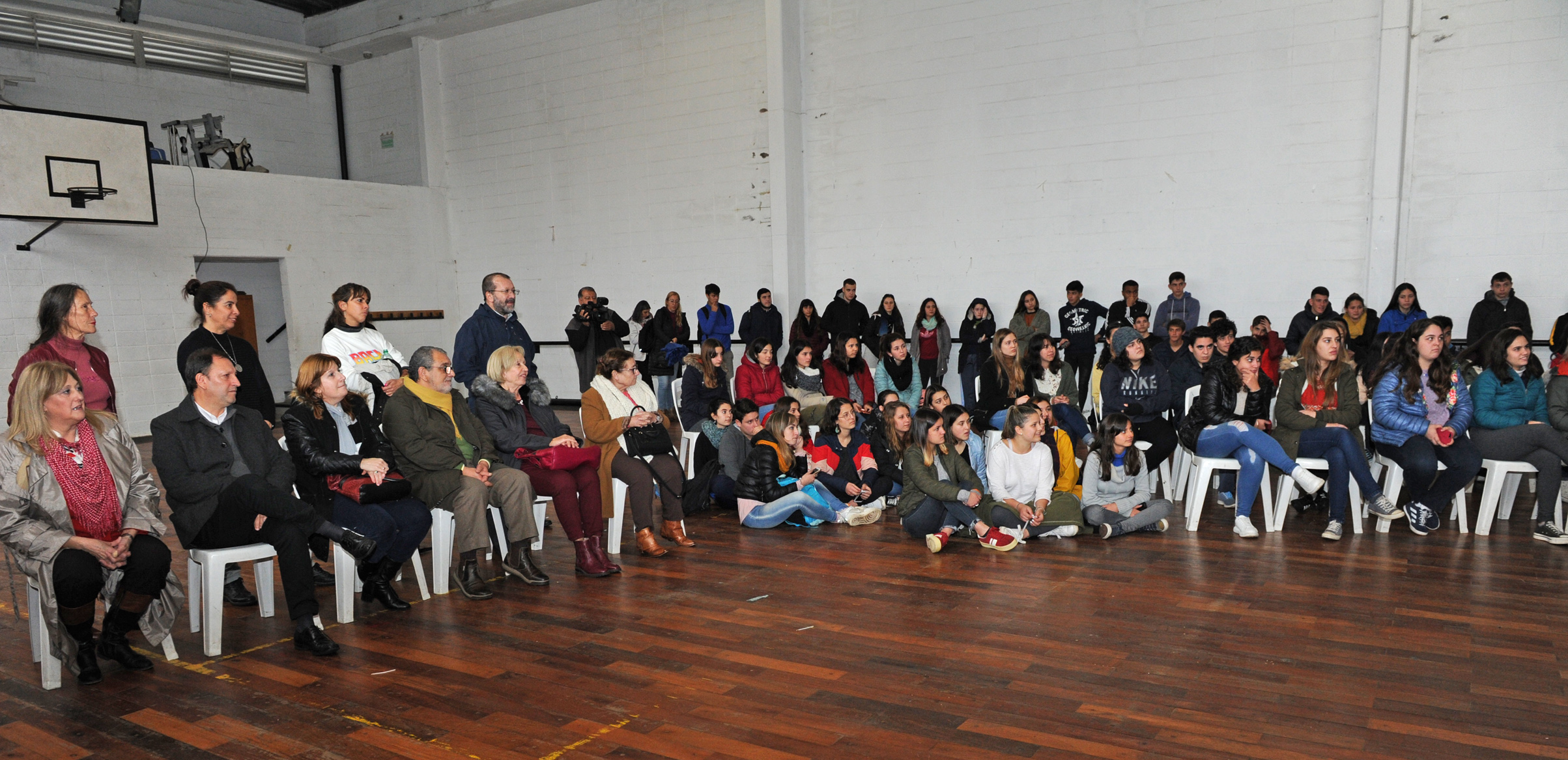 Recorrida de autoridades de la educación por centros de Maldonado
