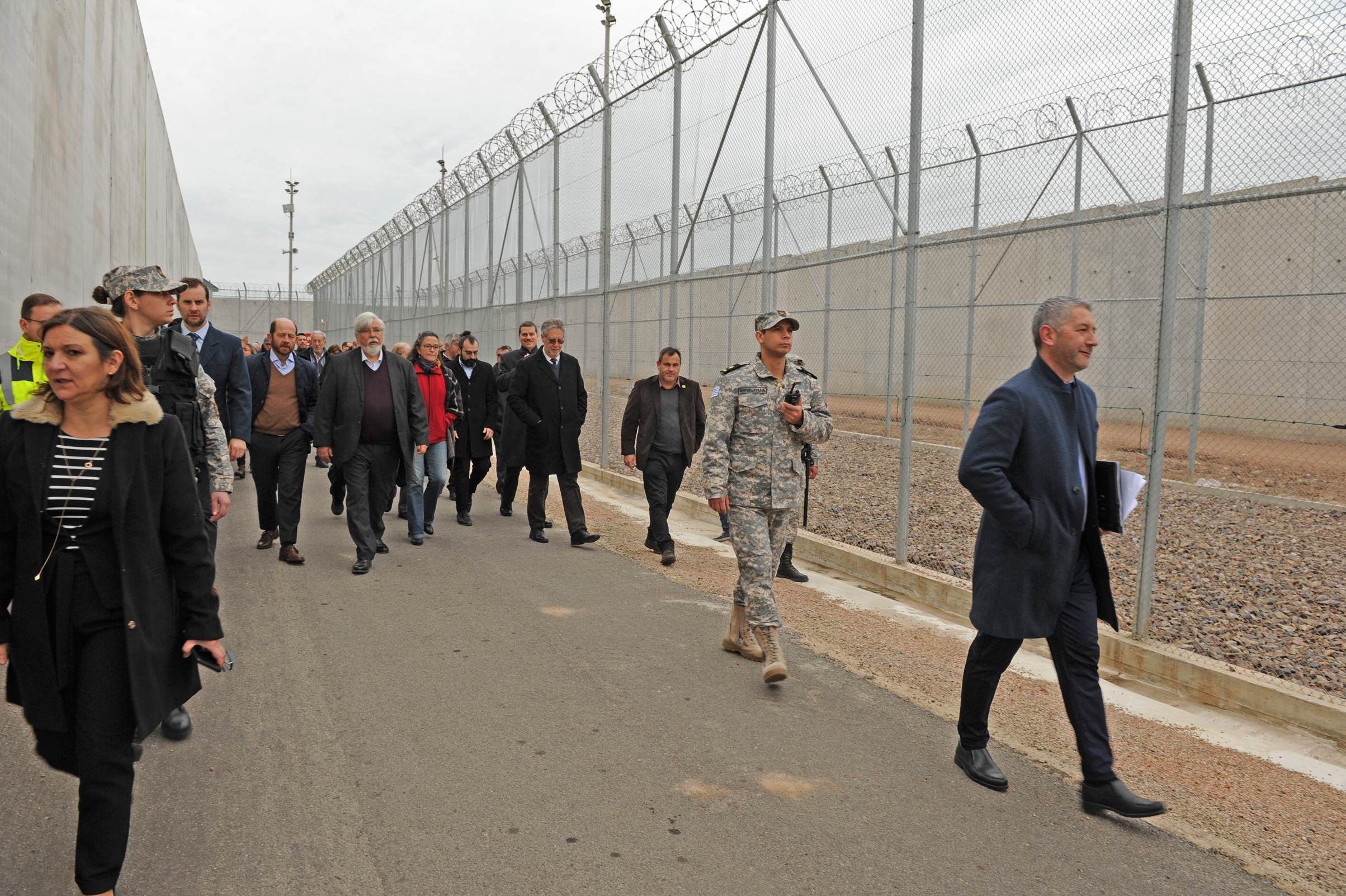 Autoridades recorren Centro de Rehabilitación de Punta de Rieles