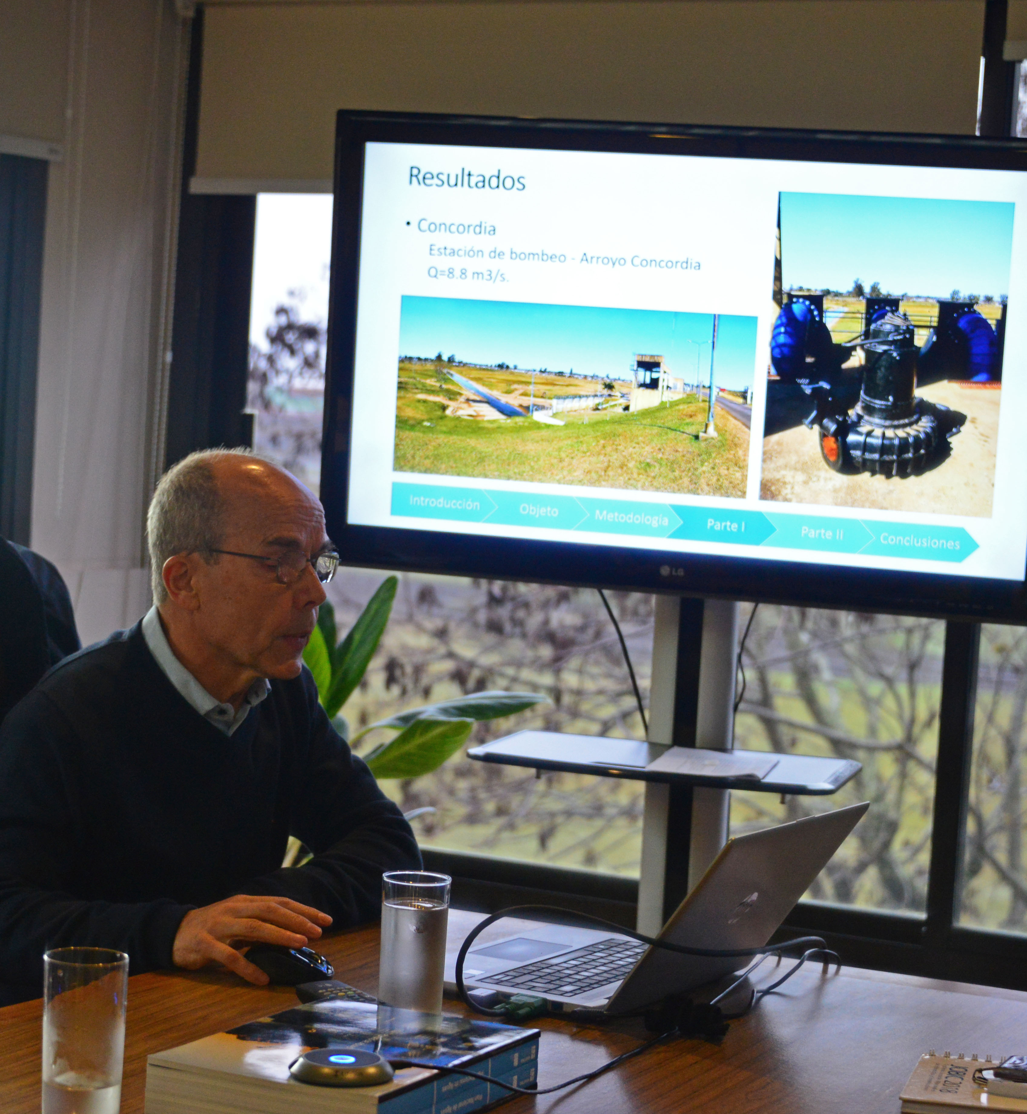 Gobierno recibió informe de Facultad de Ingeniería que aporta insumos para gestión de inundaciones en el Río Uruguay