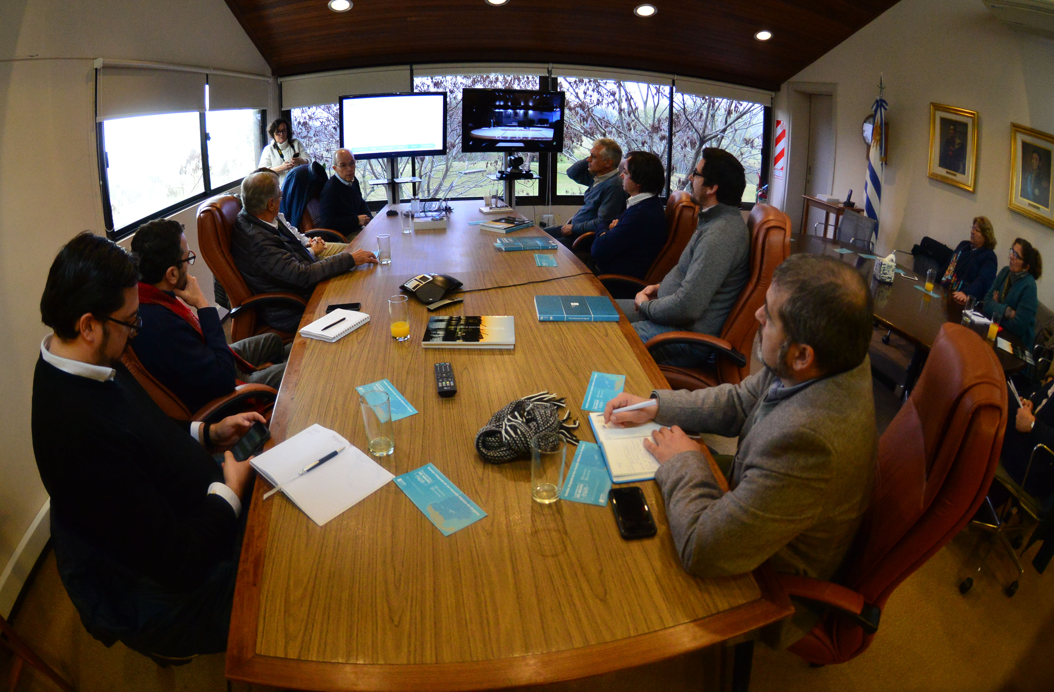 Gobierno recibió informe de Facultad de Ingeniería que aporta insumos para gestión de inundaciones en el Río Uruguay