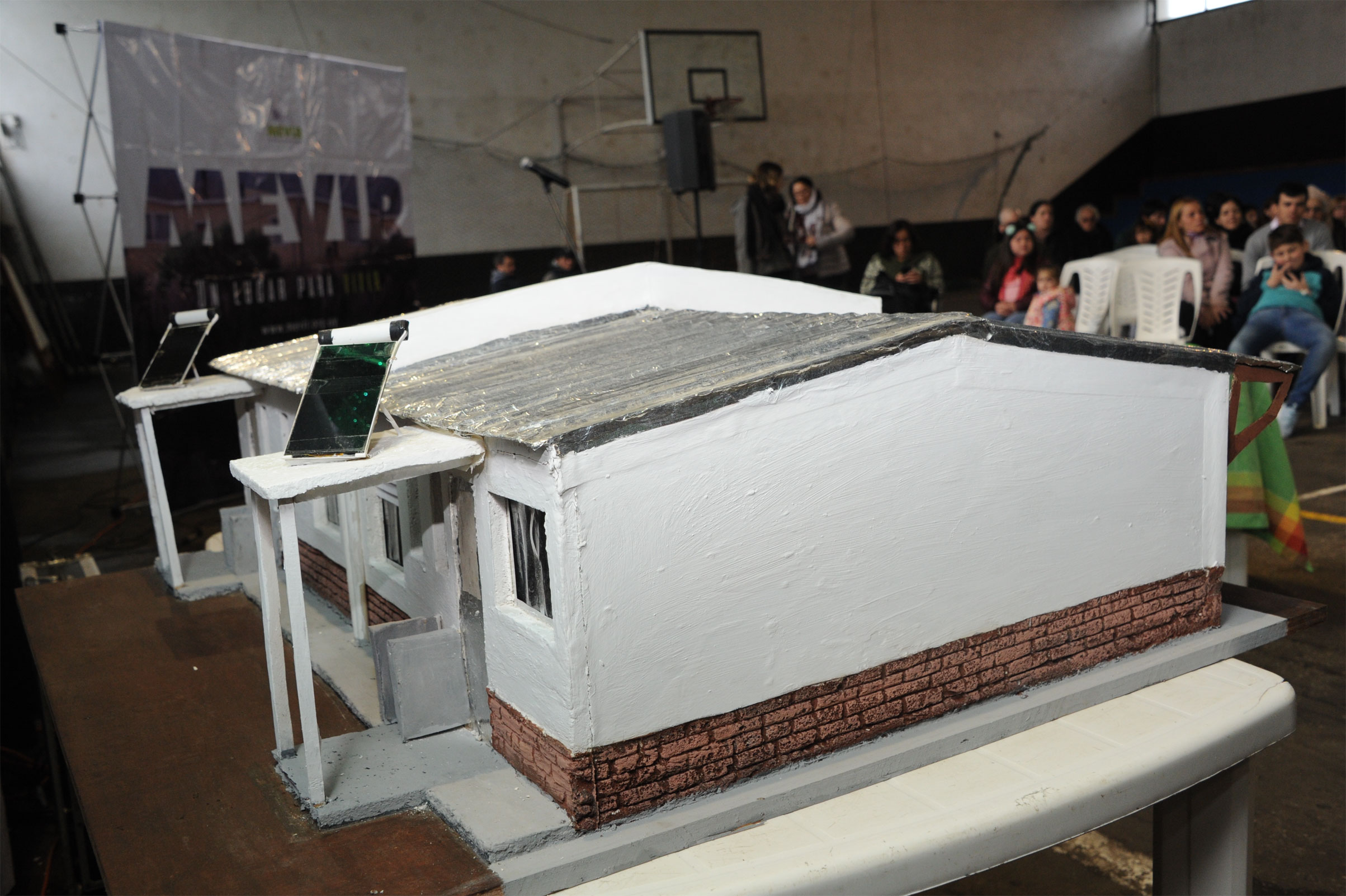 42 familias de la localidad de Solís de Mataojo, recibieron las llaves de sus casas