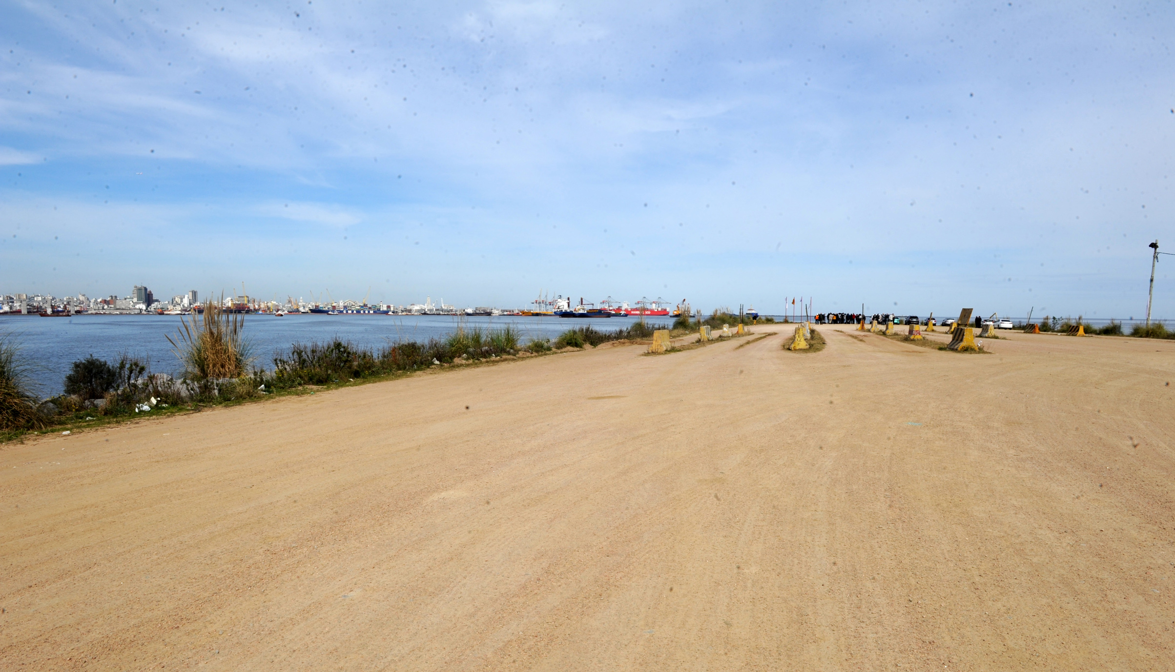 Lanzamiento de obras de puerto pesquero Capurro